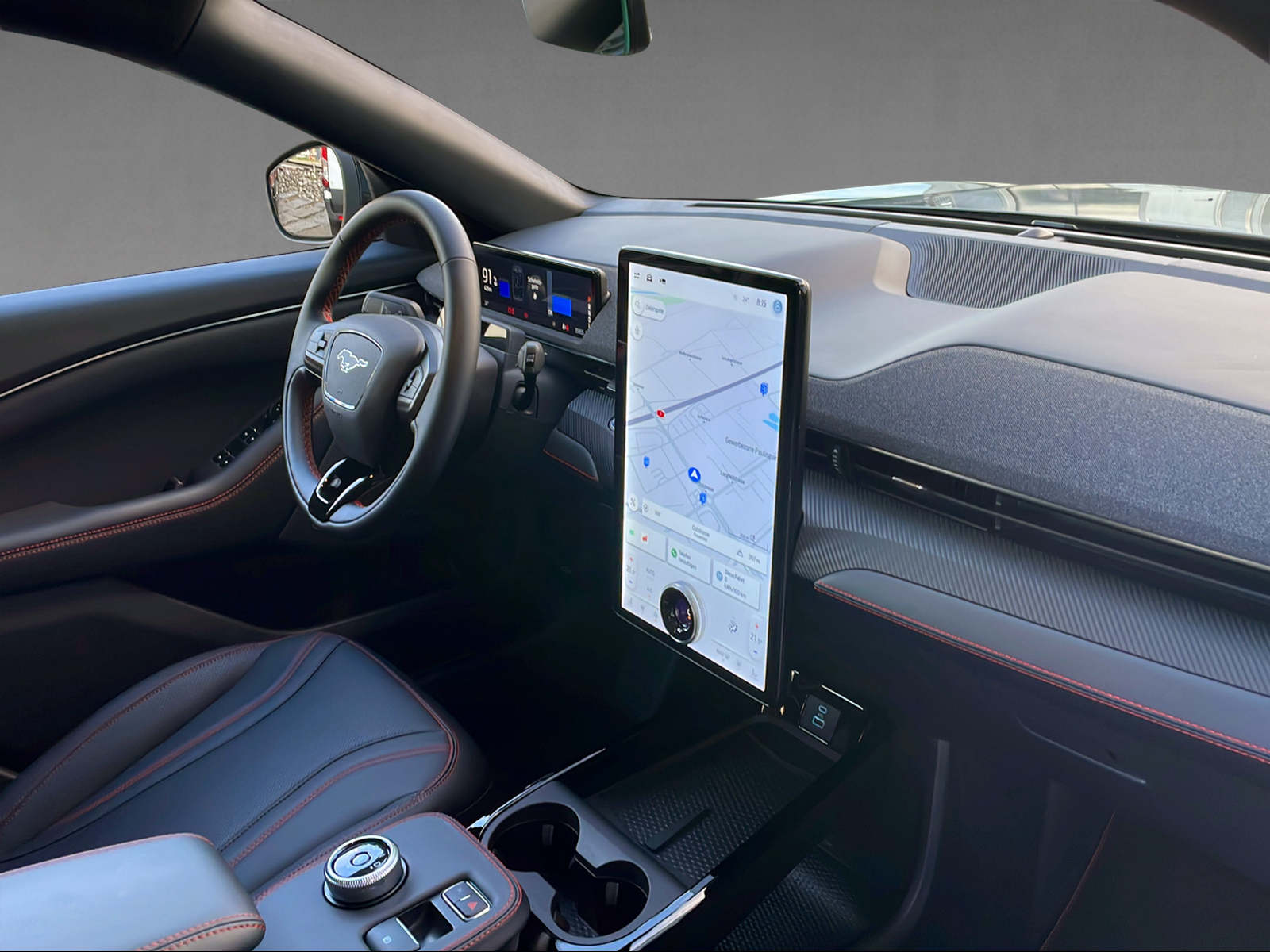 FORD Mustang Mach-E Premium AWD 98 kWh-image-9