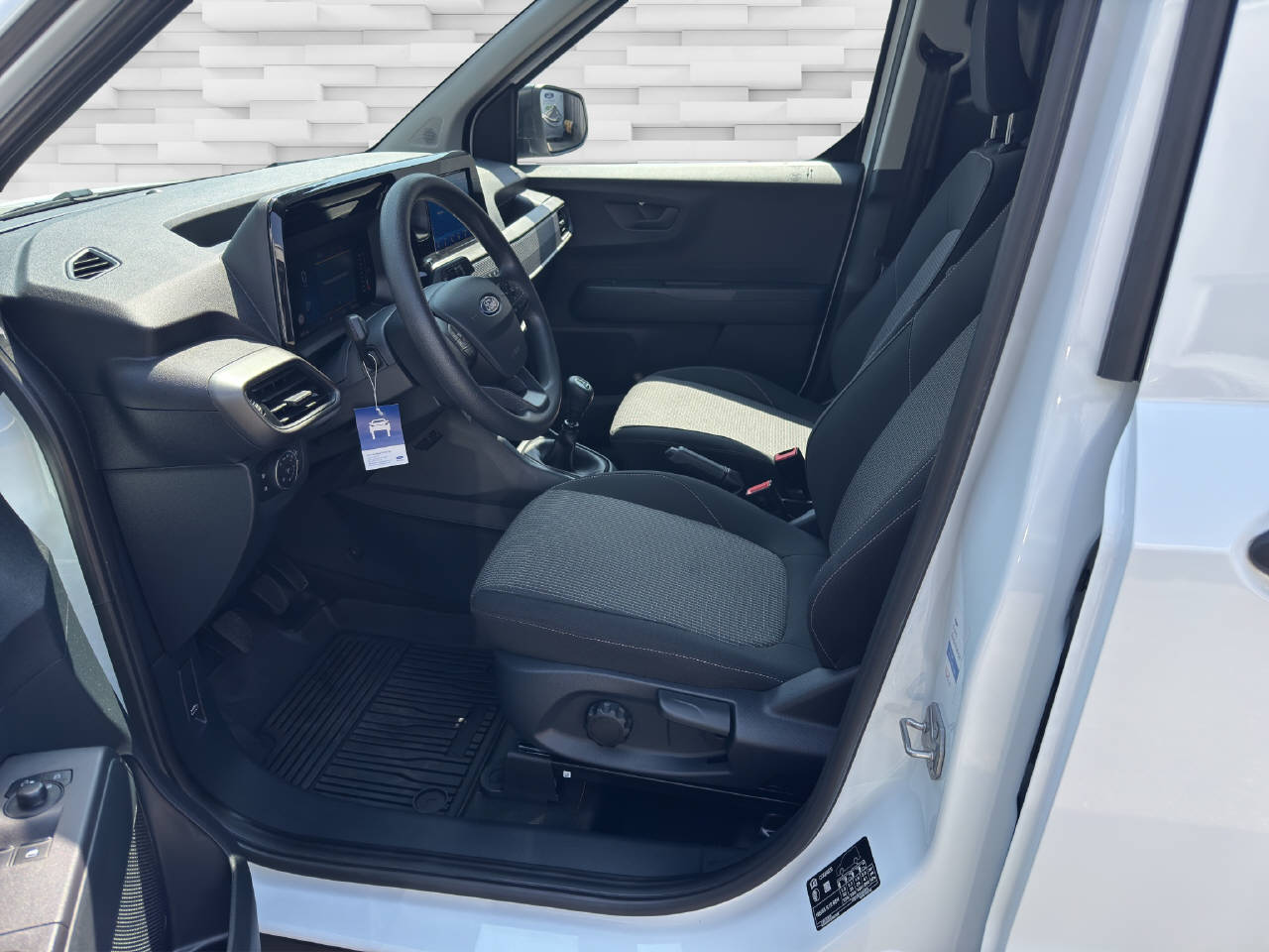 FORD Transit Courier Van 1.0 EcoBoost Trend-image-6