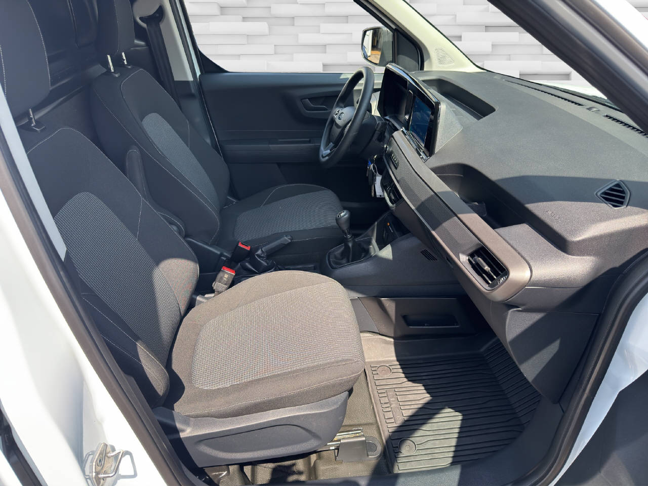 FORD Transit Courier Van 1.0 EcoBoost Trend-image-9