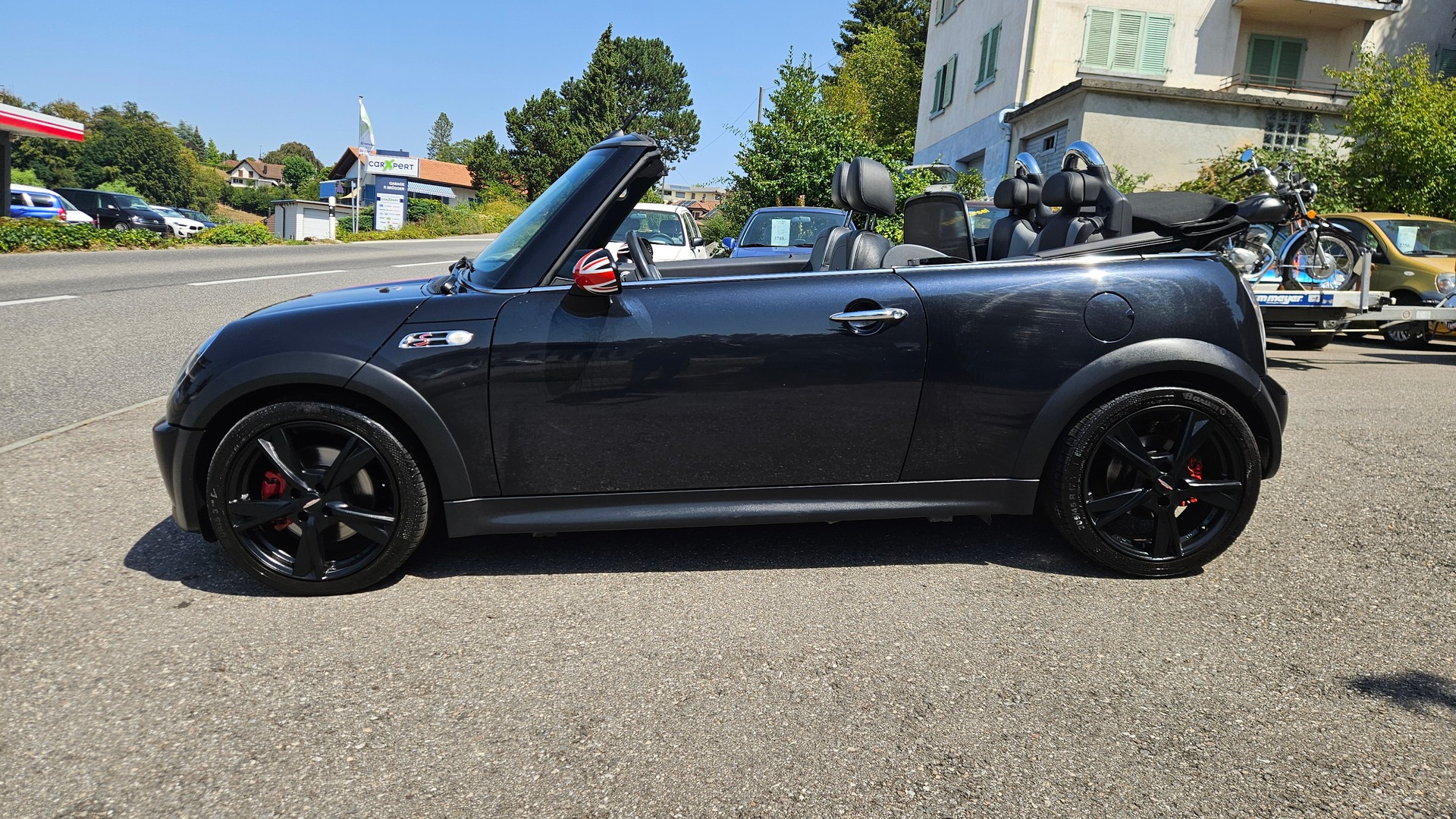 MINI Cooper S John Cooper Works Cabriolet-image-4