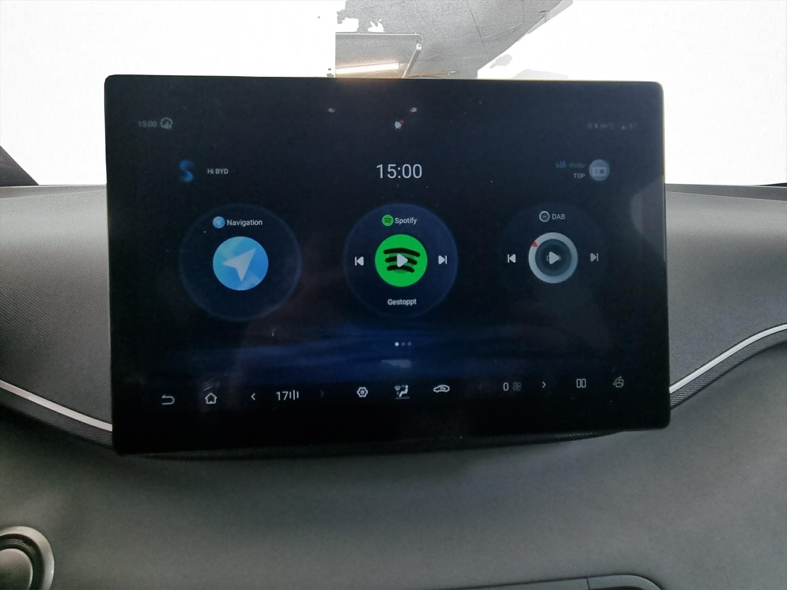BYD Dolphin Surf 43kWh Comfort-image-12