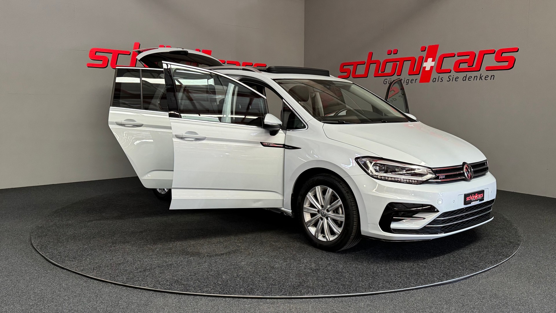VW Touran 1.4 TSI BlueMotion Technology R-Line DSG-image-8