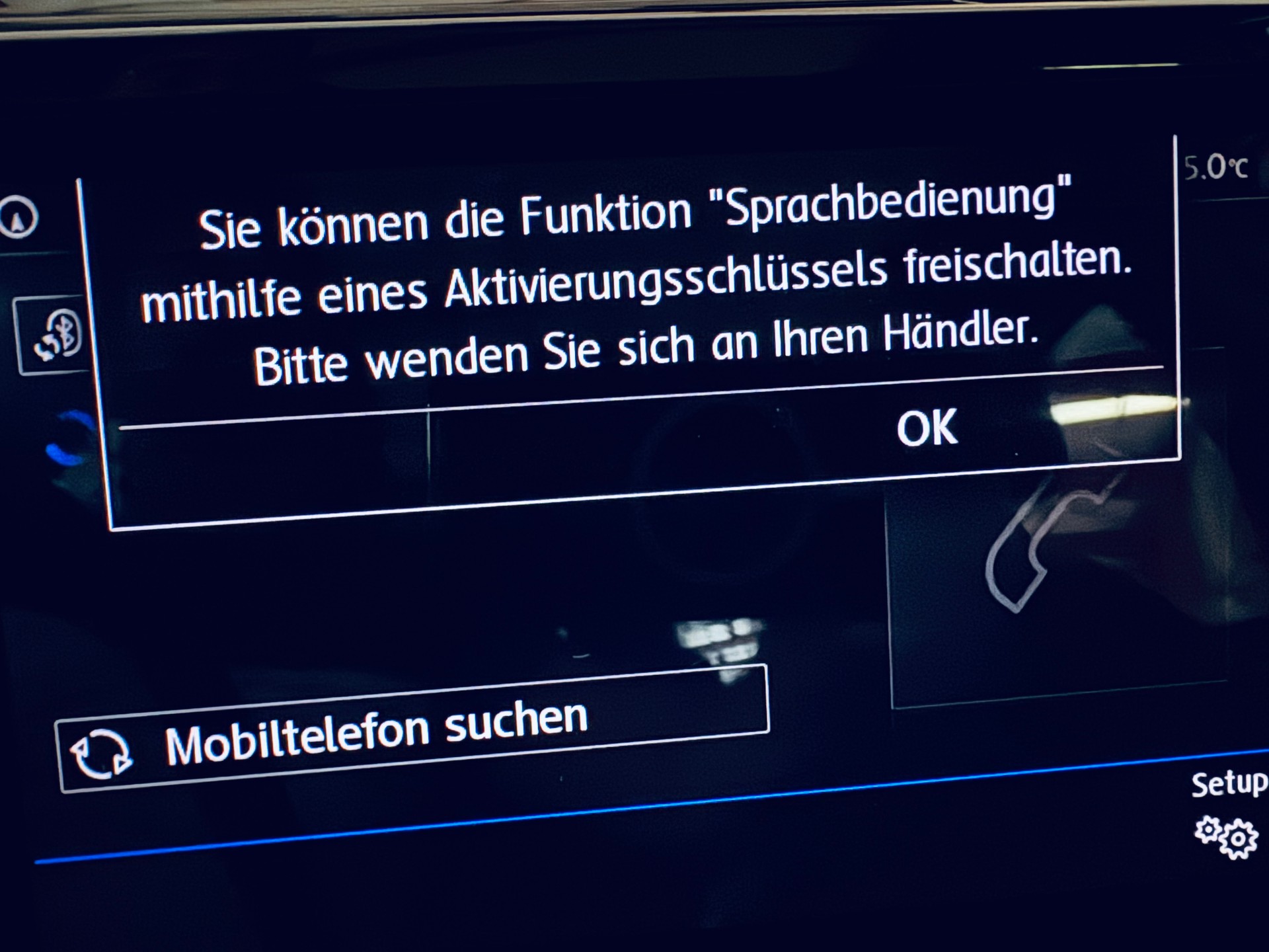 VW Touran 1.4 TSI BlueMotion Technology R-Line DSG-image-27
