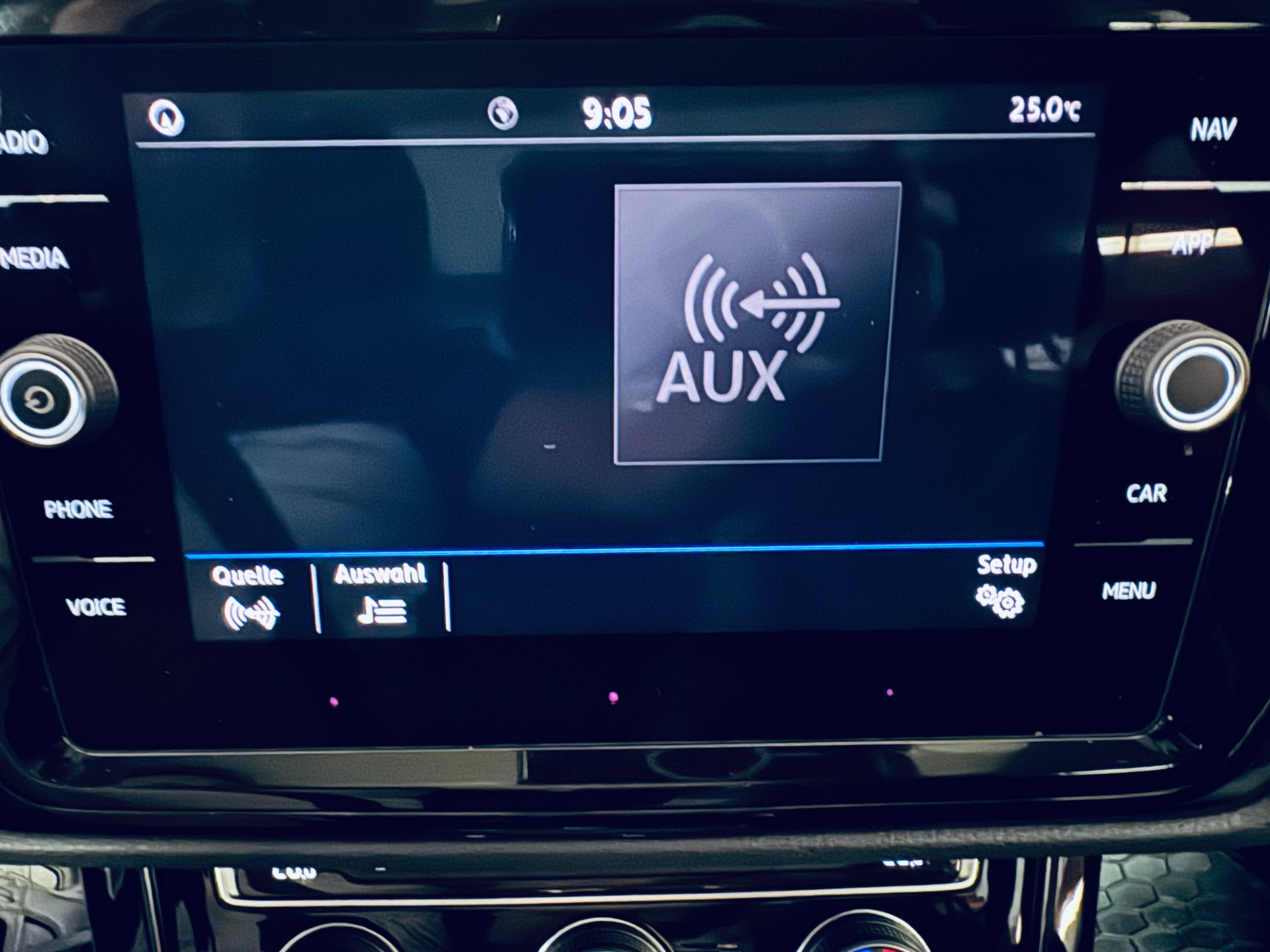 VW Touran 1.4 TSI BlueMotion Technology R-Line DSG-image-25