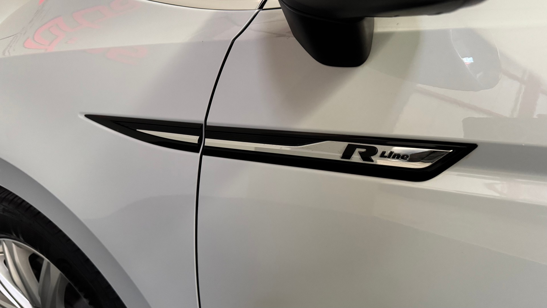 VW Touran 1.4 TSI BlueMotion Technology R-Line DSG-image-13