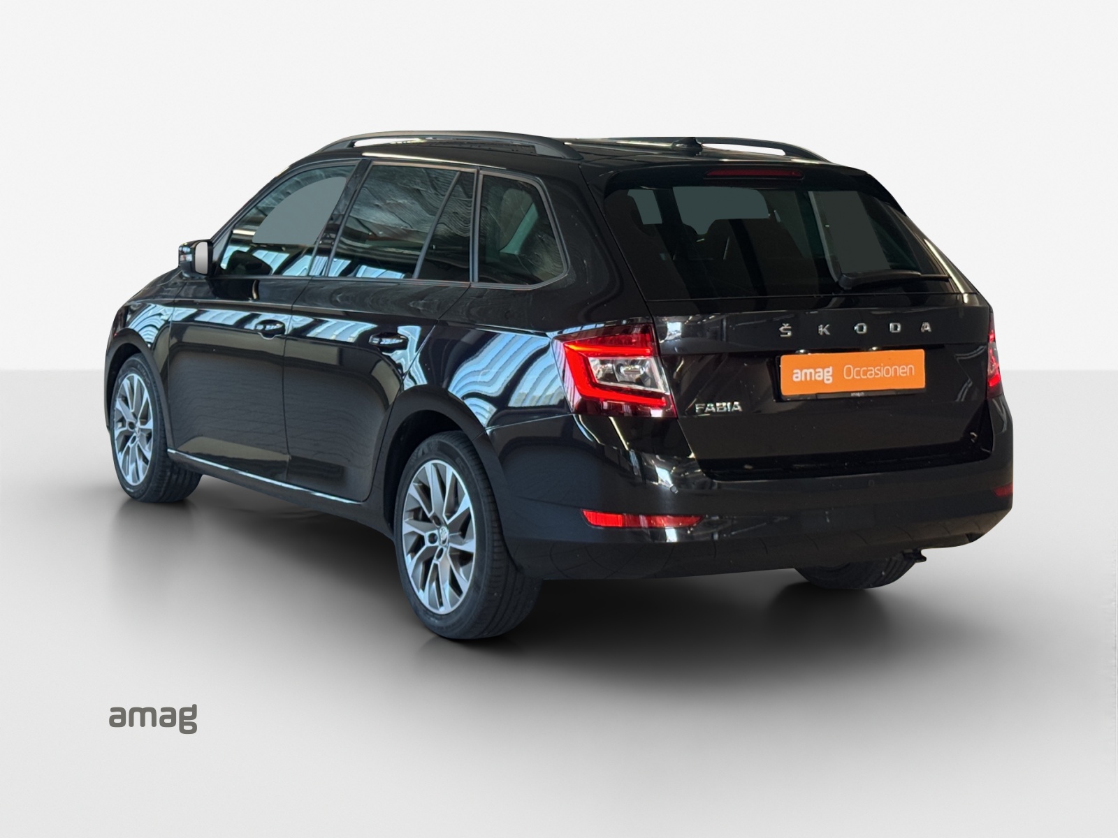 SKODA Fabia Combi 1.0 TSI Clever DSG-showroom-element-2