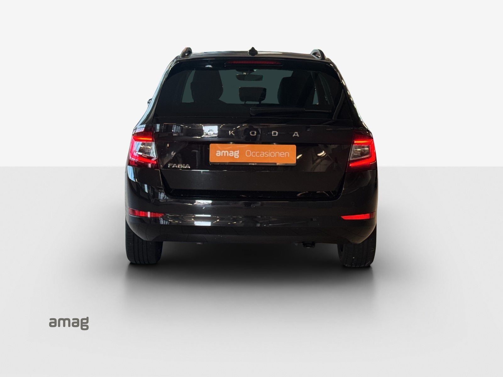 SKODA Fabia Combi 1.0 TSI Clever DSG-image-3