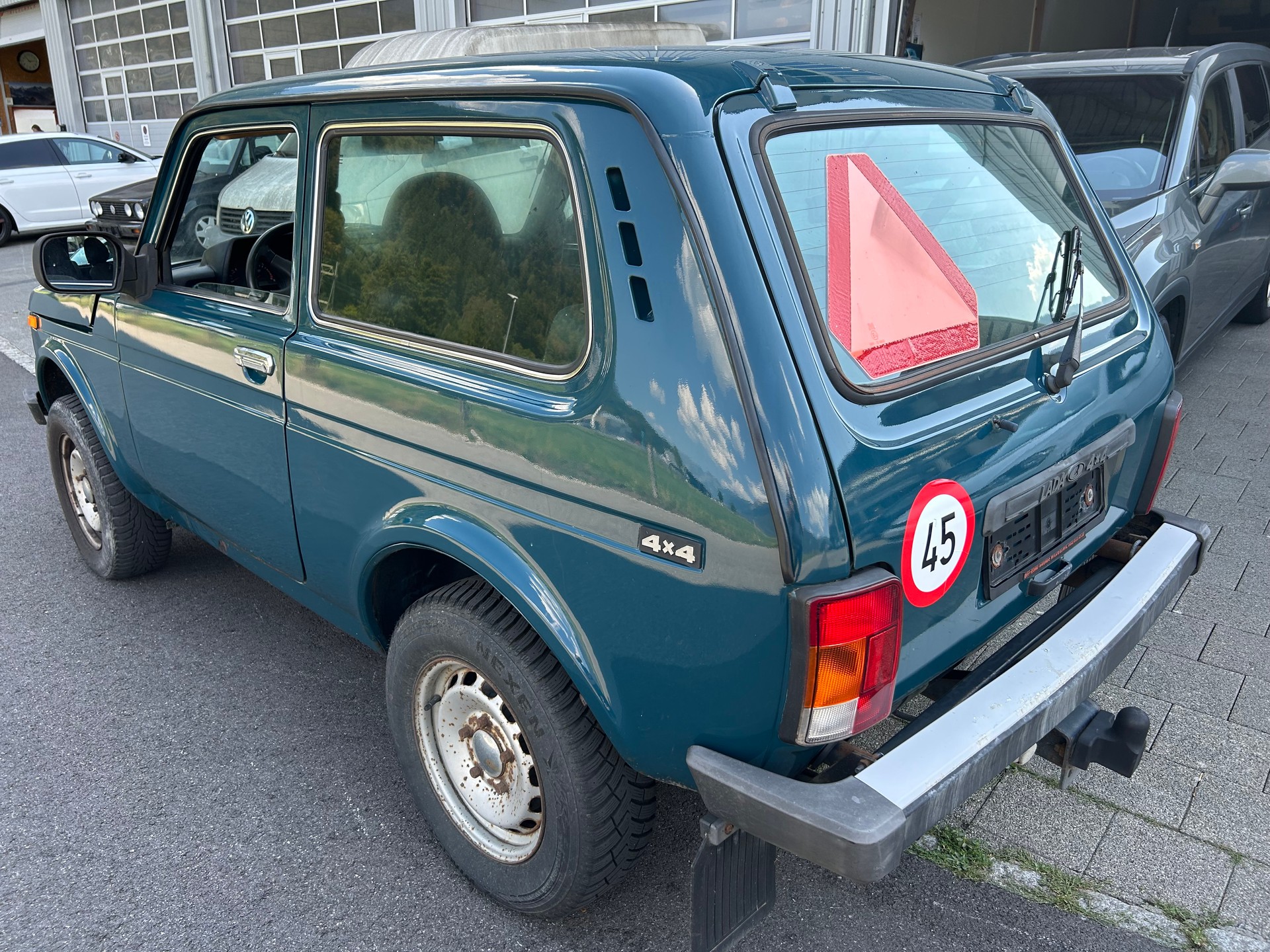 LADA Niva M Classic 4x4 1.7i-image-5