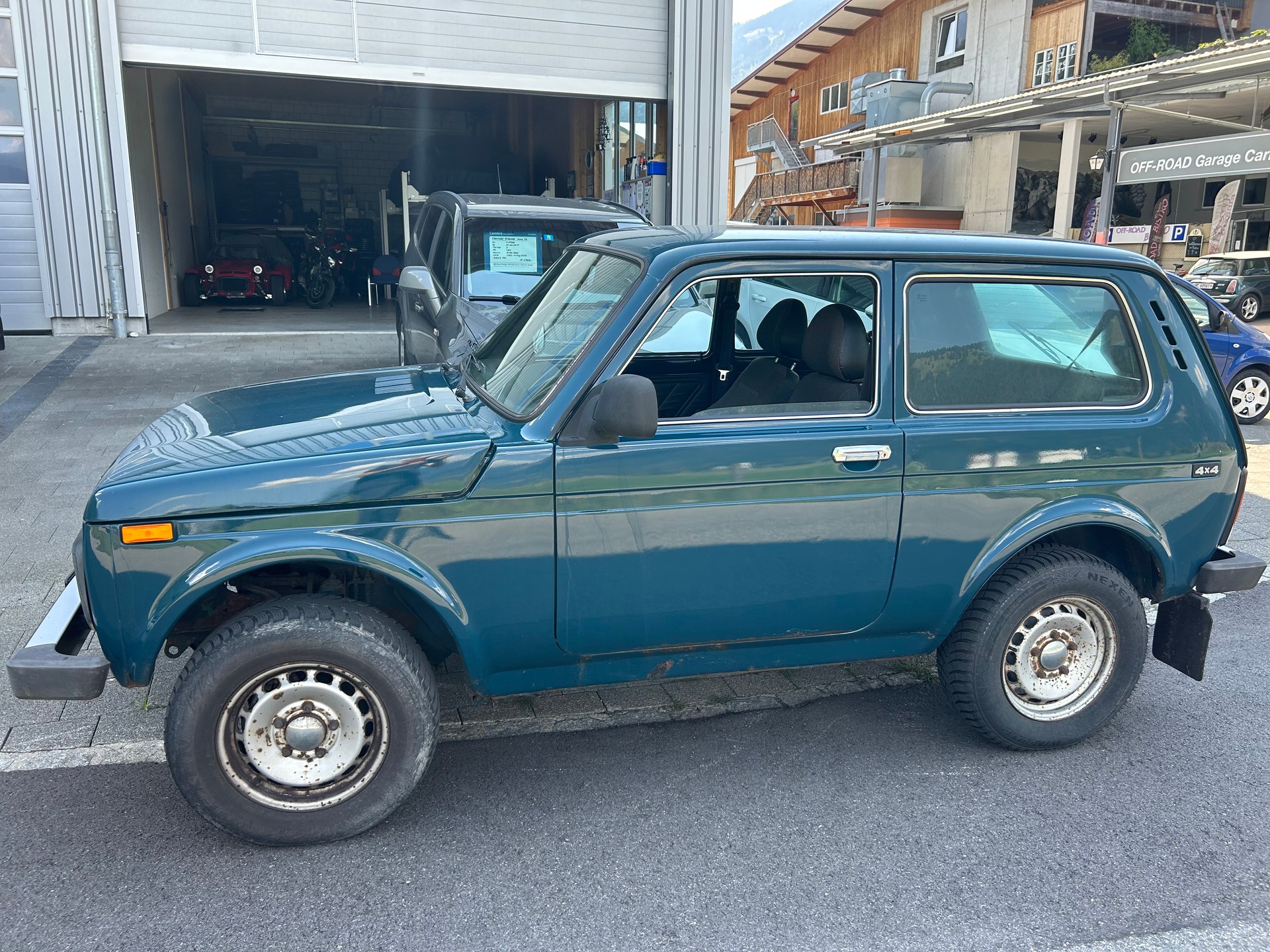 LADA Niva M Classic 4x4 1.7i-image-1