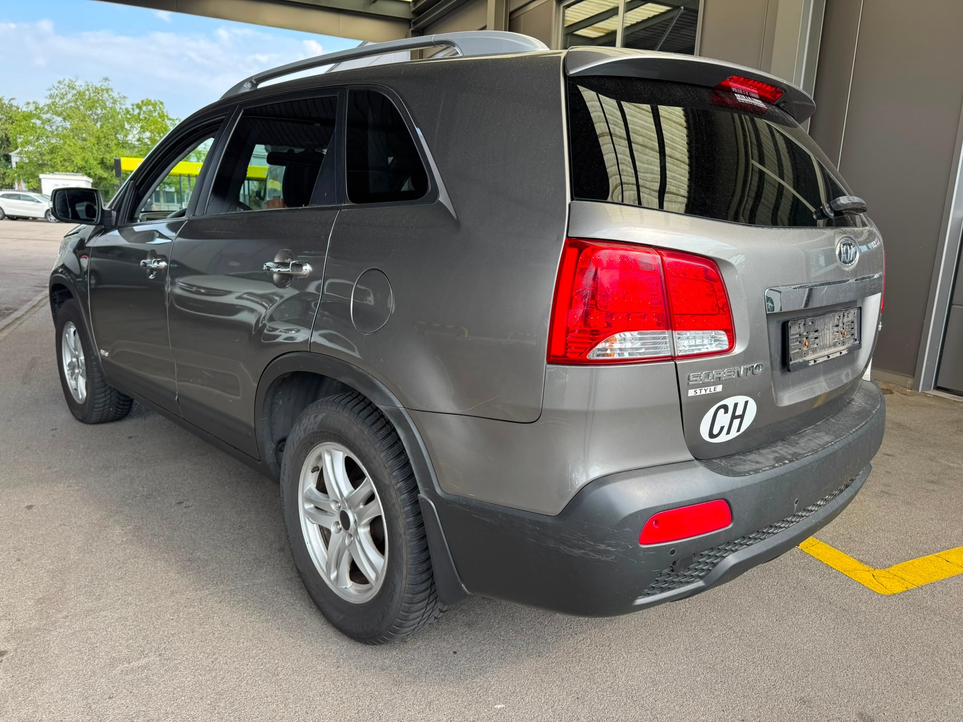 KIA Sorento 2.2 CRDI Style Automatic-image-5