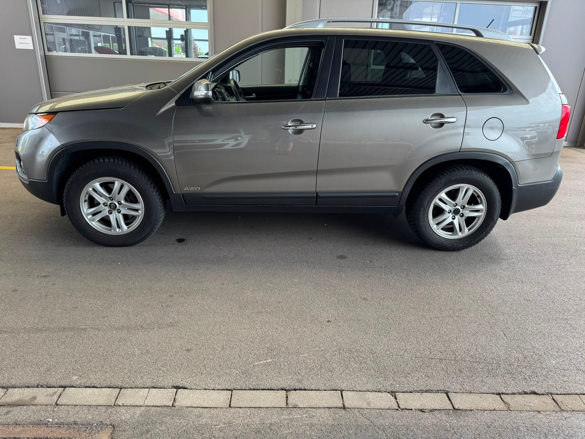 KIA Sorento 2.2 CRDI Style Automatic-image-3