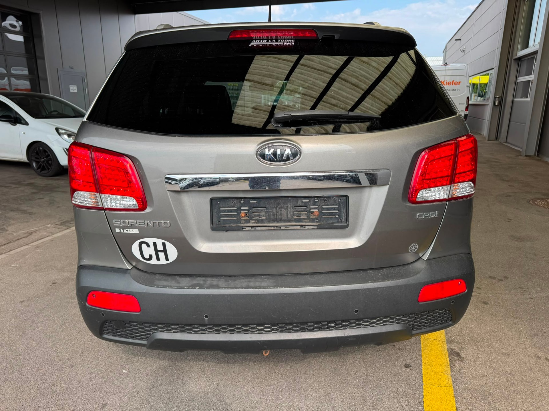 KIA Sorento 2.2 CRDI Style Automatic-image-6