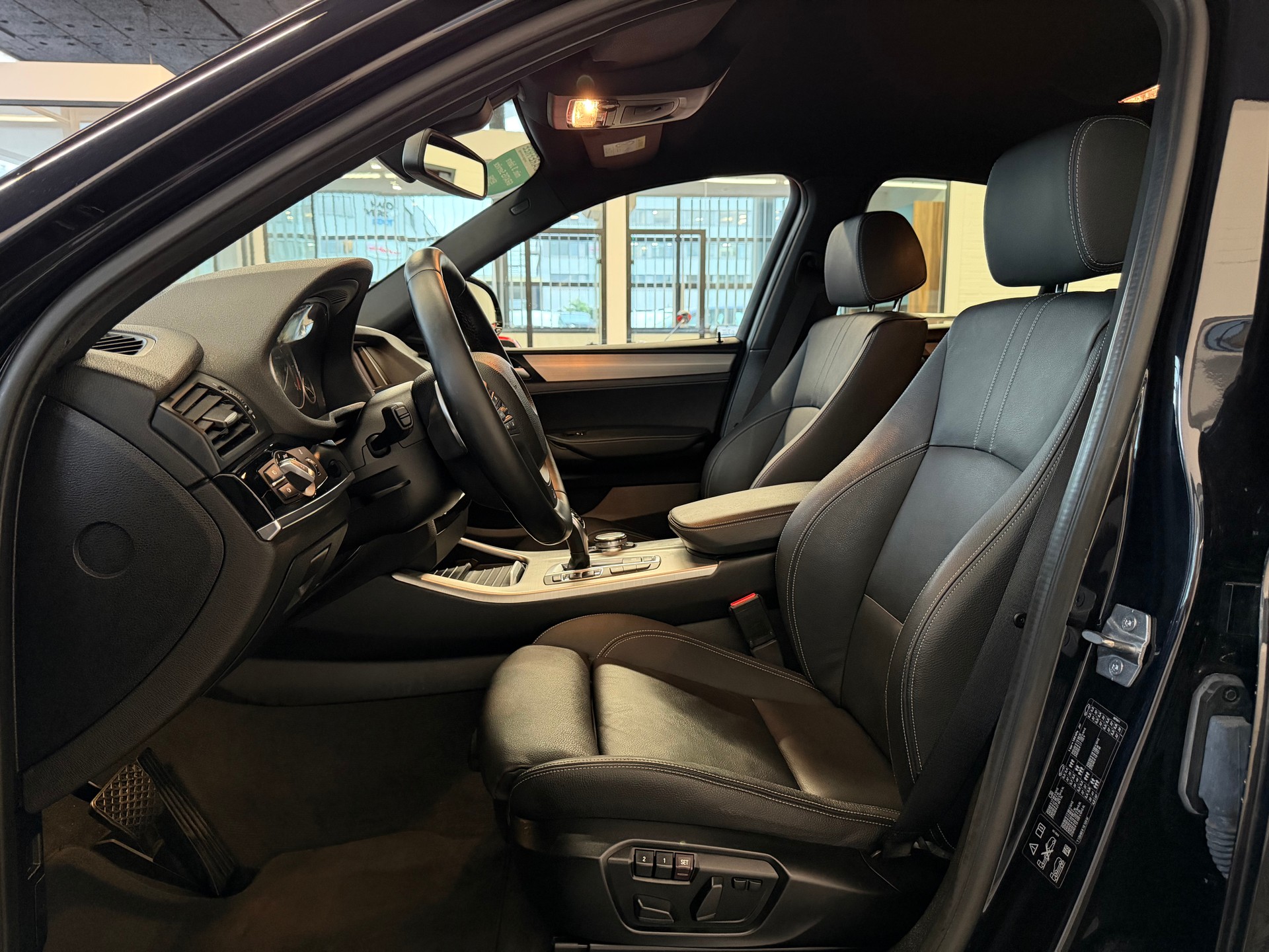 BMW X4 xDrive 30d Steptronic M SPORT PAKET-image-10