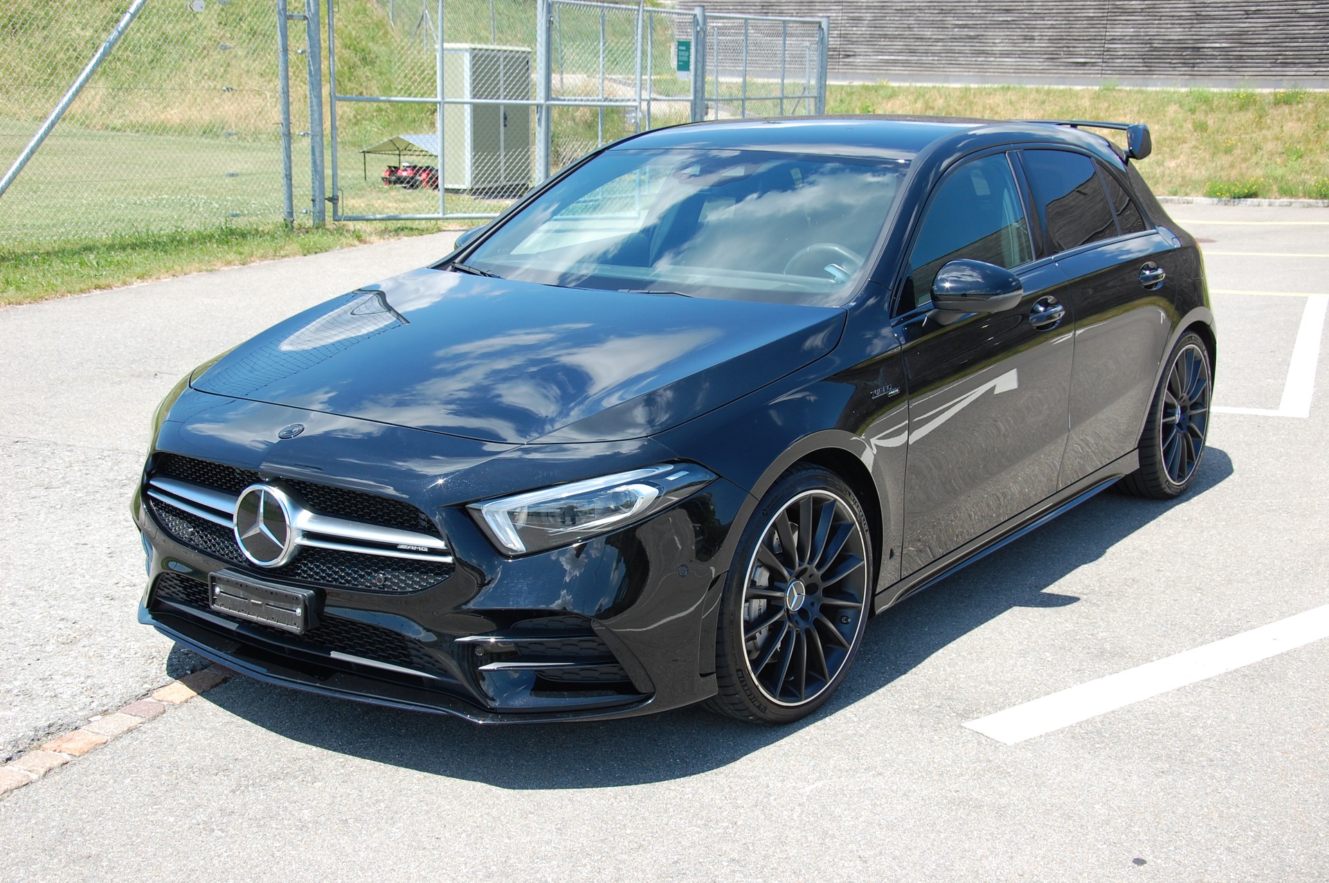 MERCEDES-BENZ A 35 AMG 4Matic Speedshift-image-0