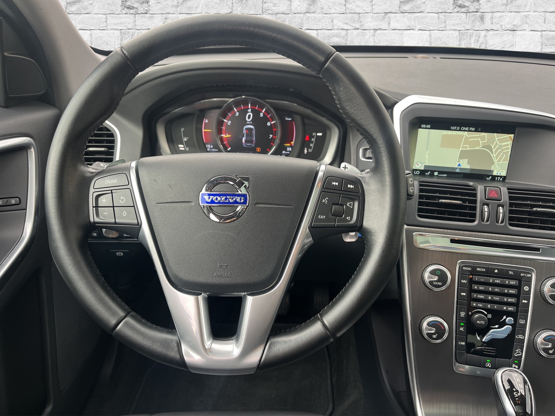 VOLVO XC60 T6 AWD Summum Geartronic-image-9