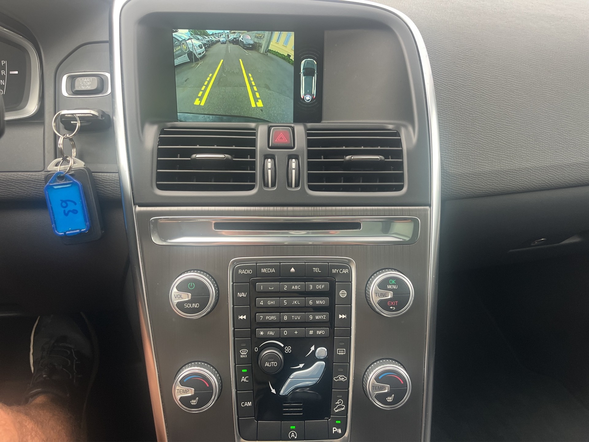 VOLVO XC60 T6 AWD Summum Geartronic-image-10