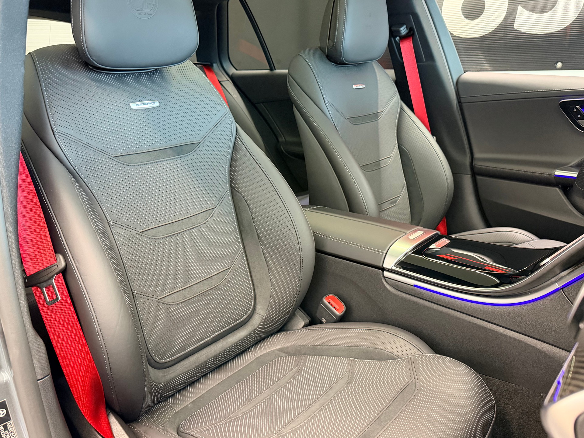 MERCEDES-BENZ C 43 AMG T 4 Matic-image-22
