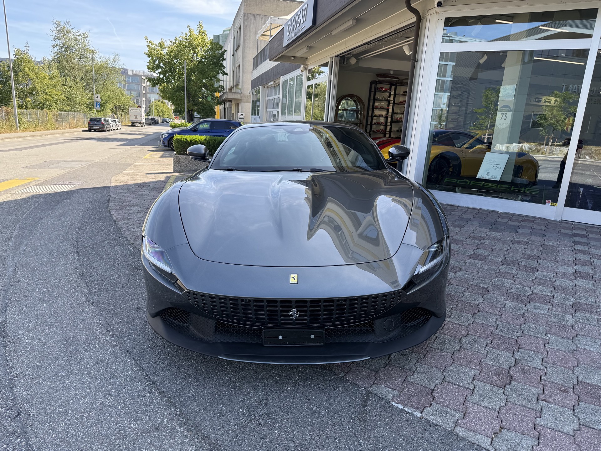 FERRARI Roma 3.9 V8 T-image-2