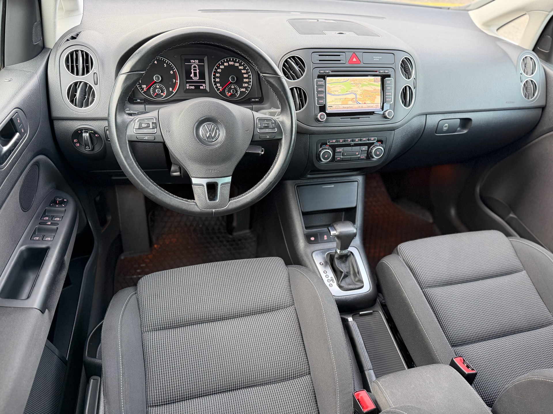 VW Golf Plus 1.4 TSI Team DSG Automat-image-7