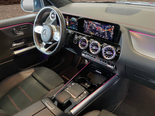 MERCEDES-BENZ EQA 250 AMG Line AMG Line-image-13