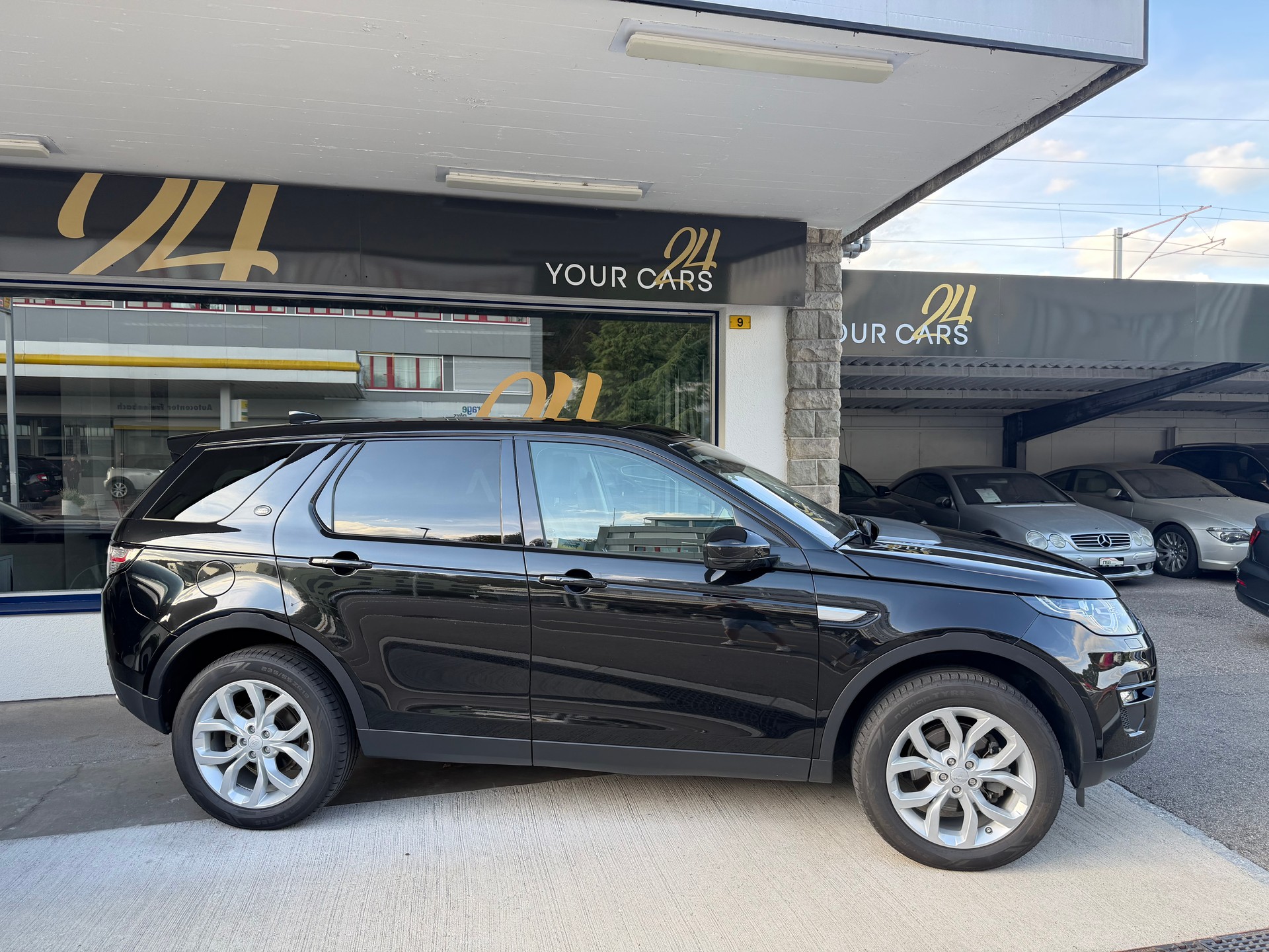 LAND ROVER Discovery Sport 2.0 Si4 Pure AT9-image-3