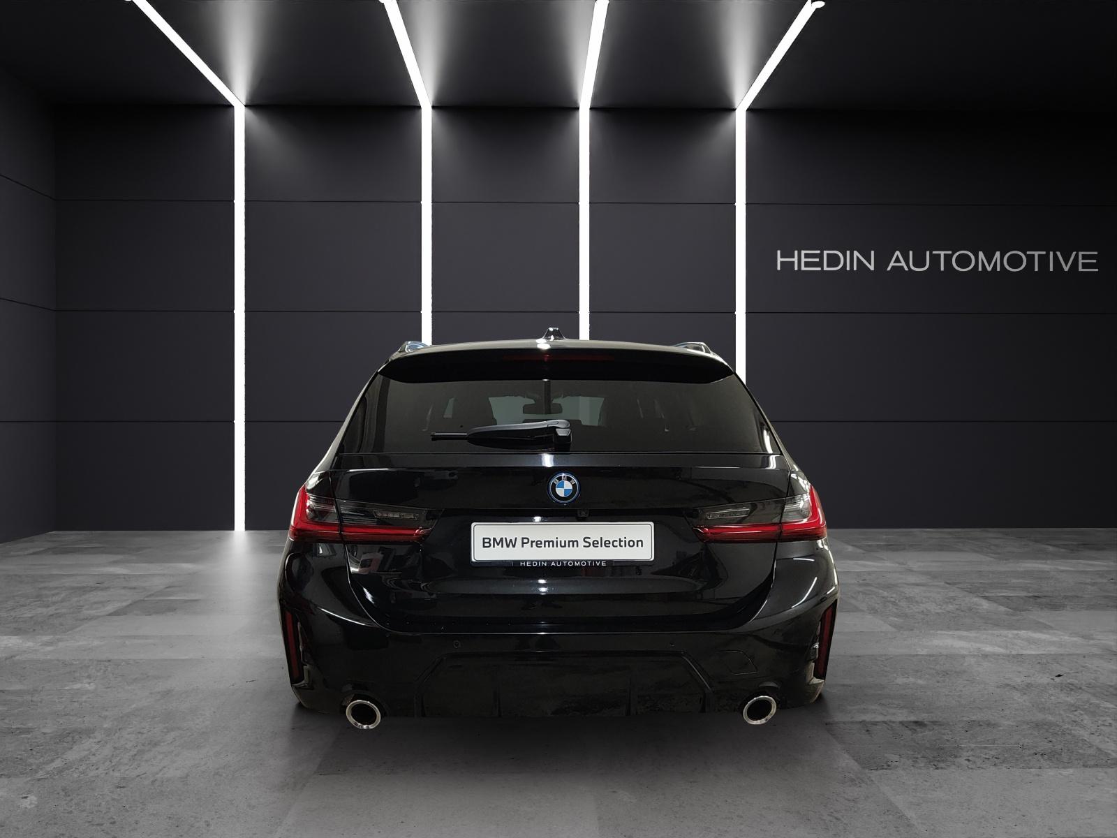 BMW 330e xDrive SAG Touring-image-4