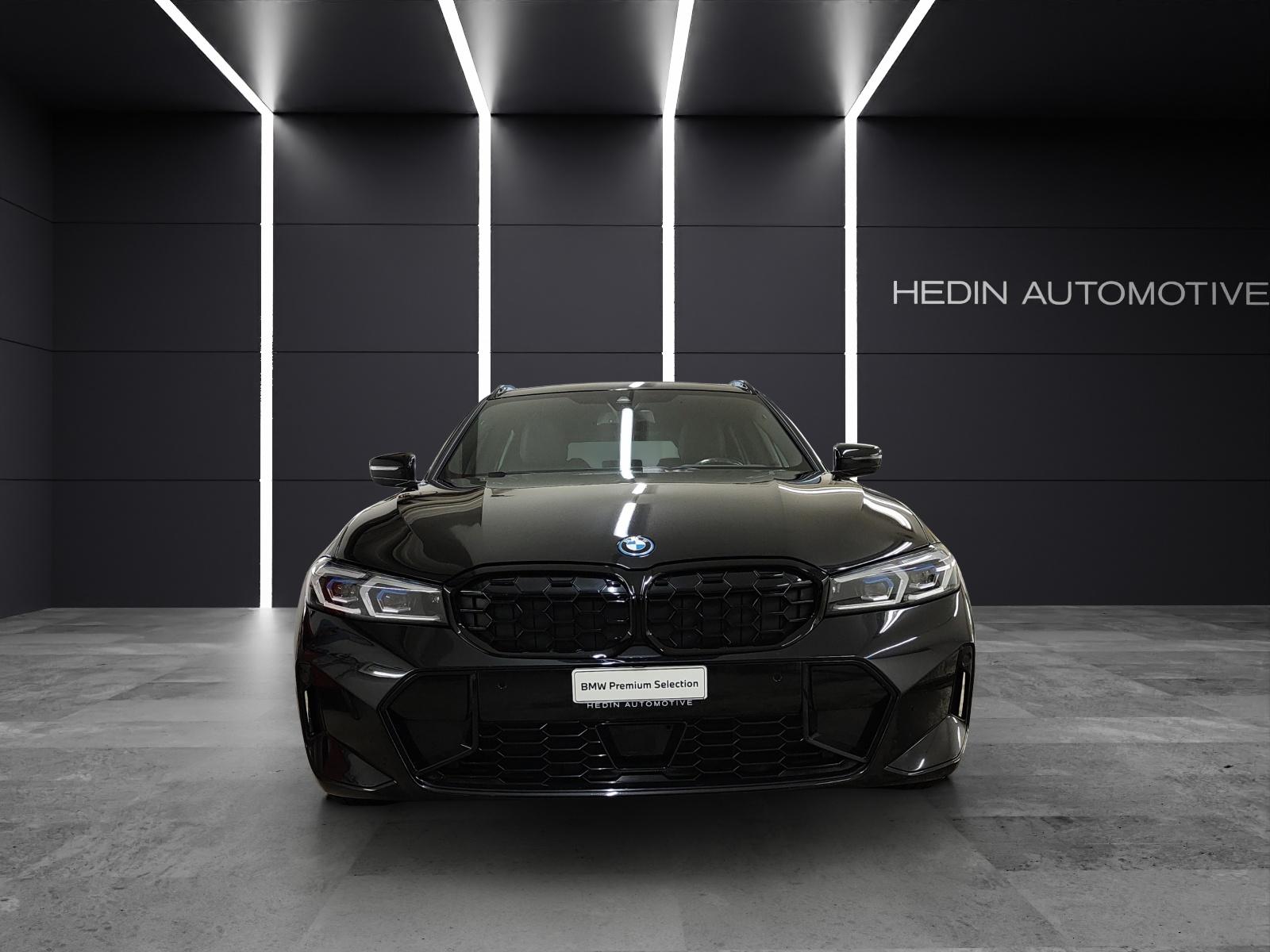 BMW 330e xDrive SAG Touring-image-2