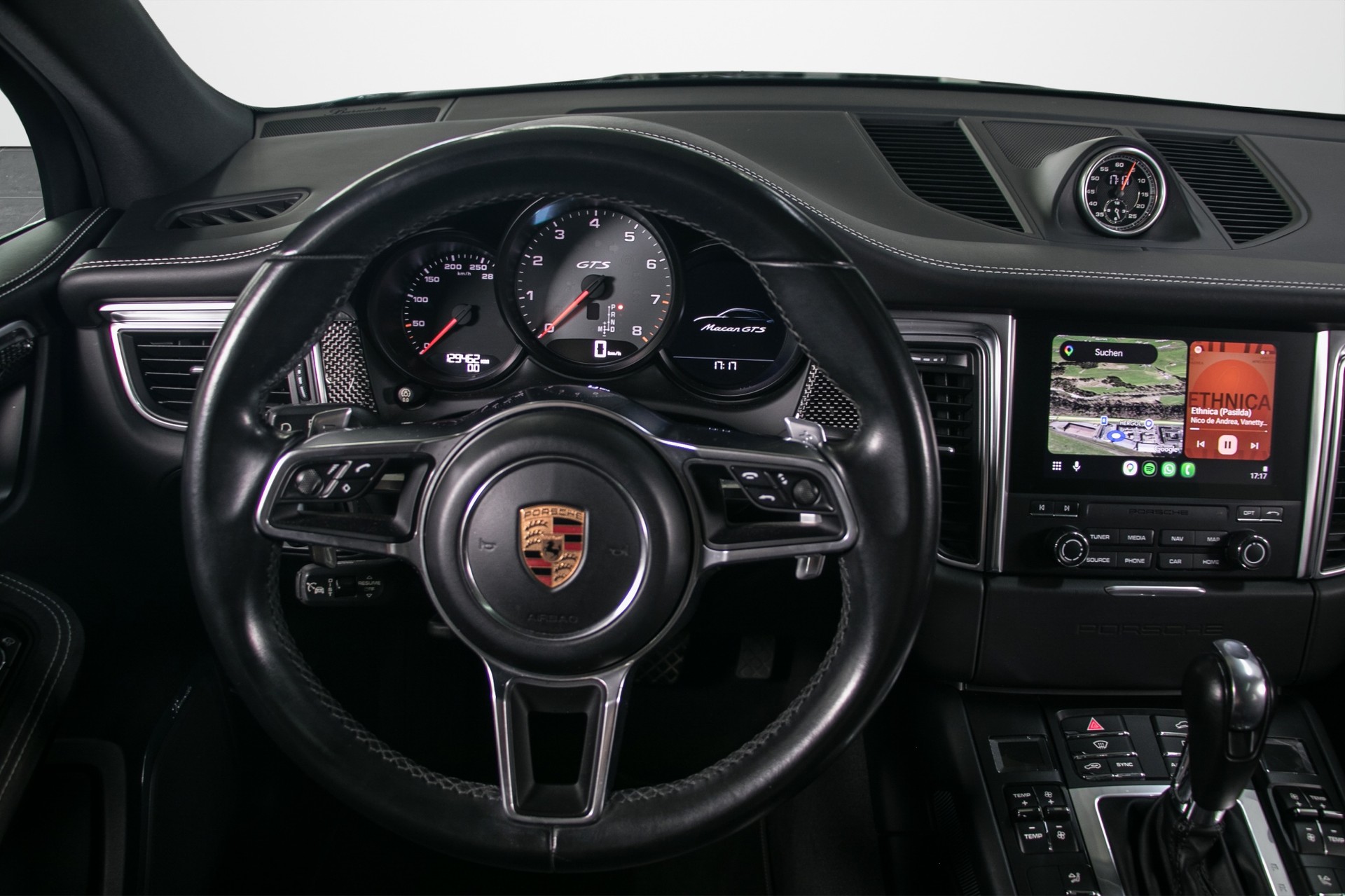 PORSCHE Macan GTS PDK-image-4
