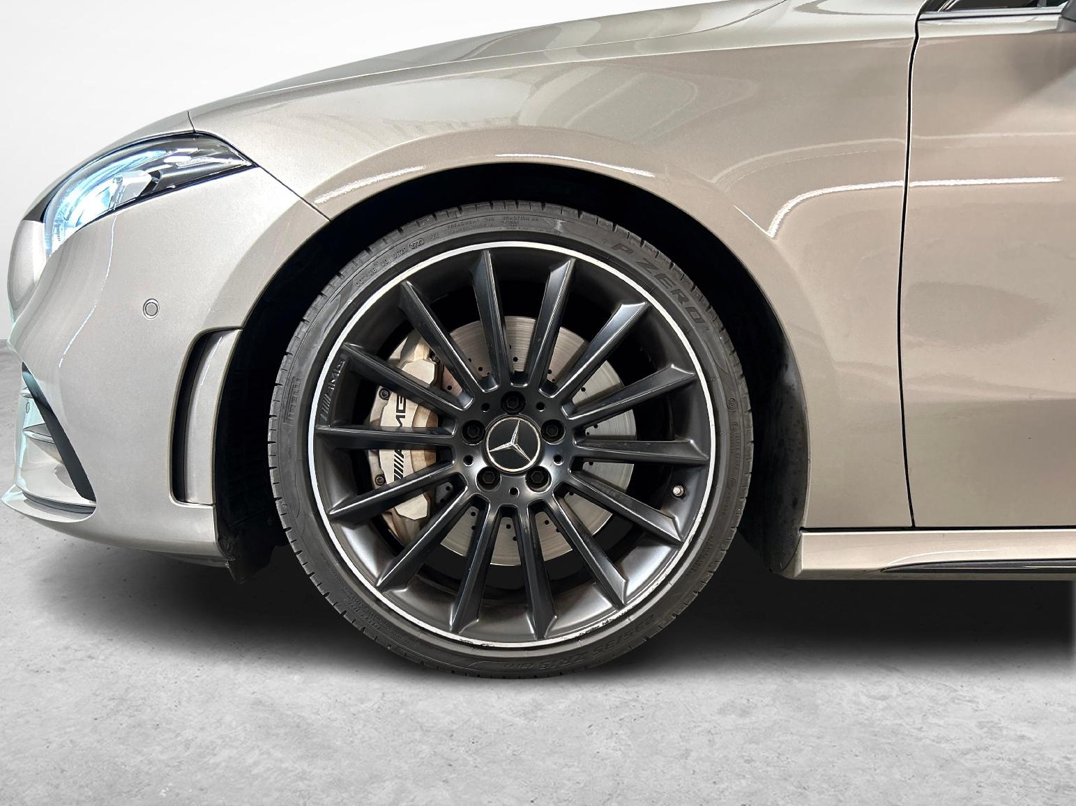 MERCEDES-BENZ A-Klasse W177 A 35 AMG 4matic-image-11