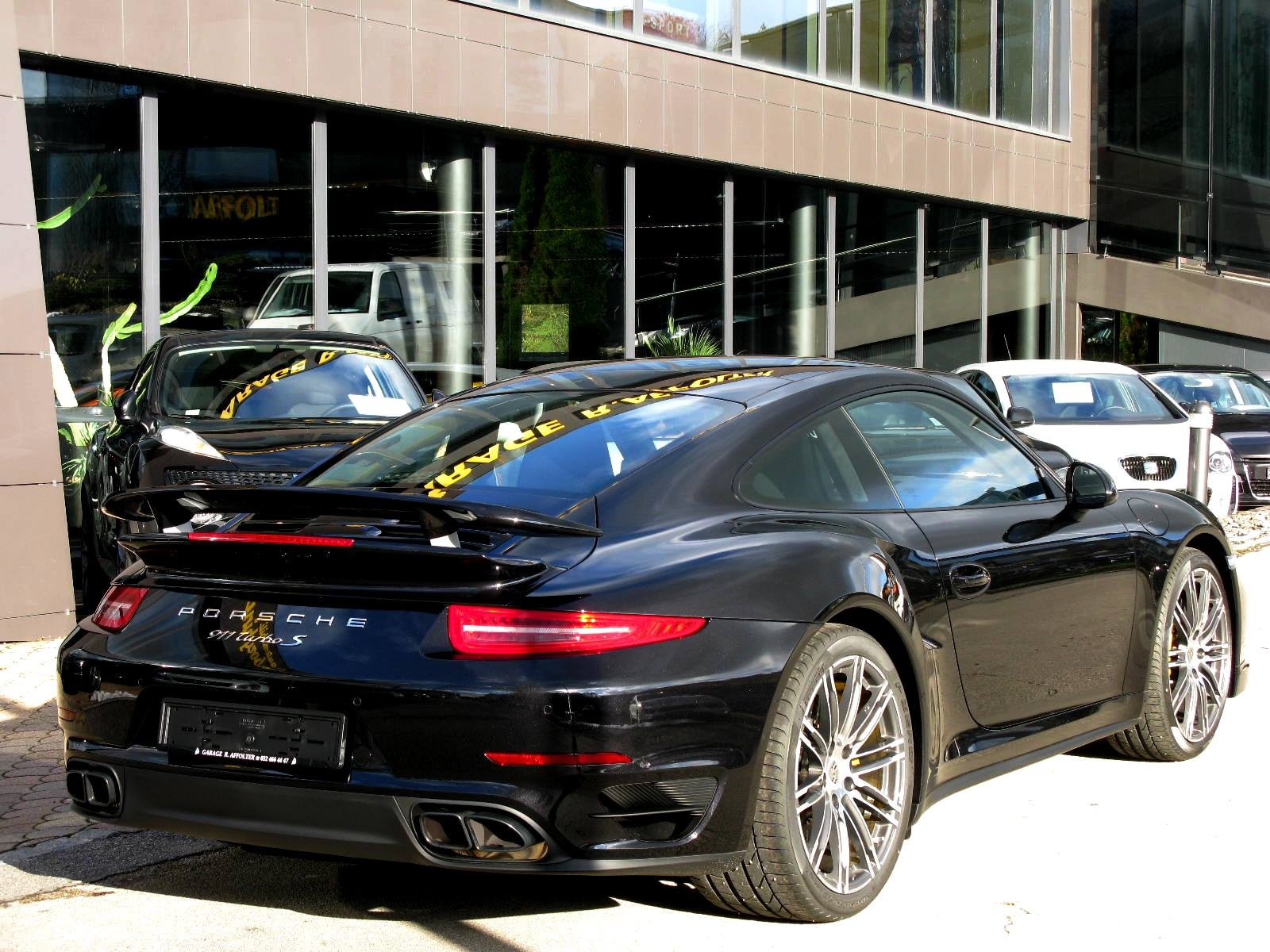 PORSCHE 911 Turbo S PDK-image-1