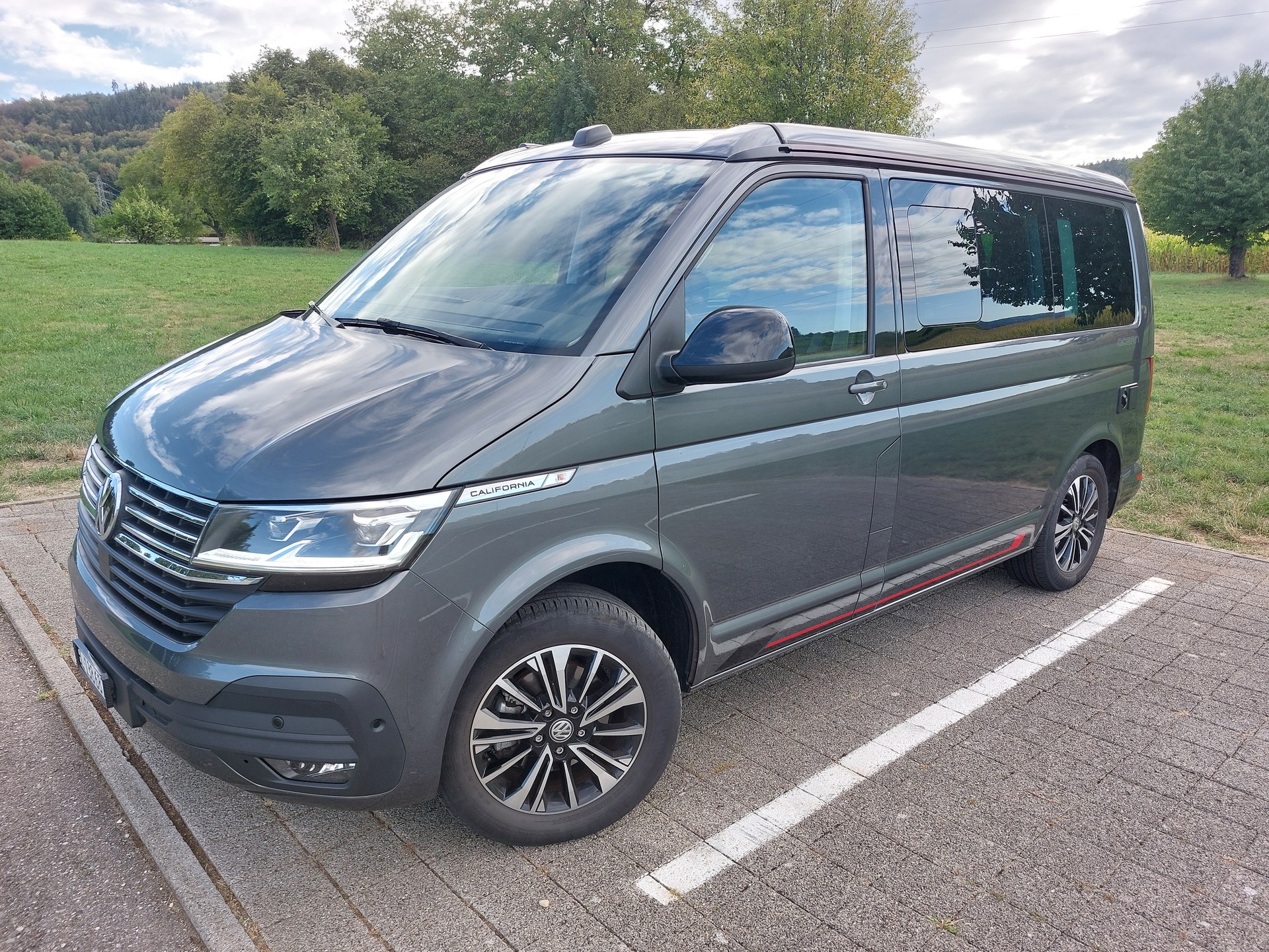 VW 2.0 TDI 150 Ocean Edition Liberty DSG-image-2