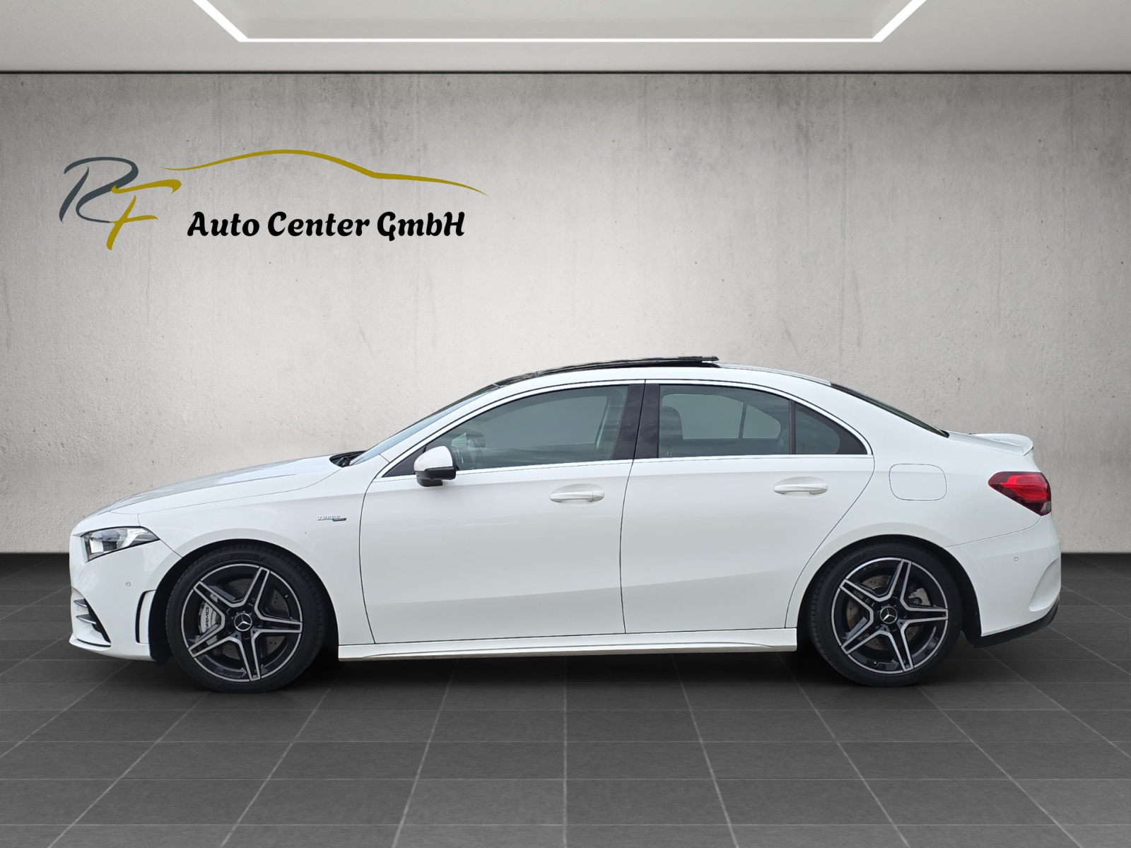 MERCEDES-BENZ A 35 AMG 4Matic Speedshift-image-7