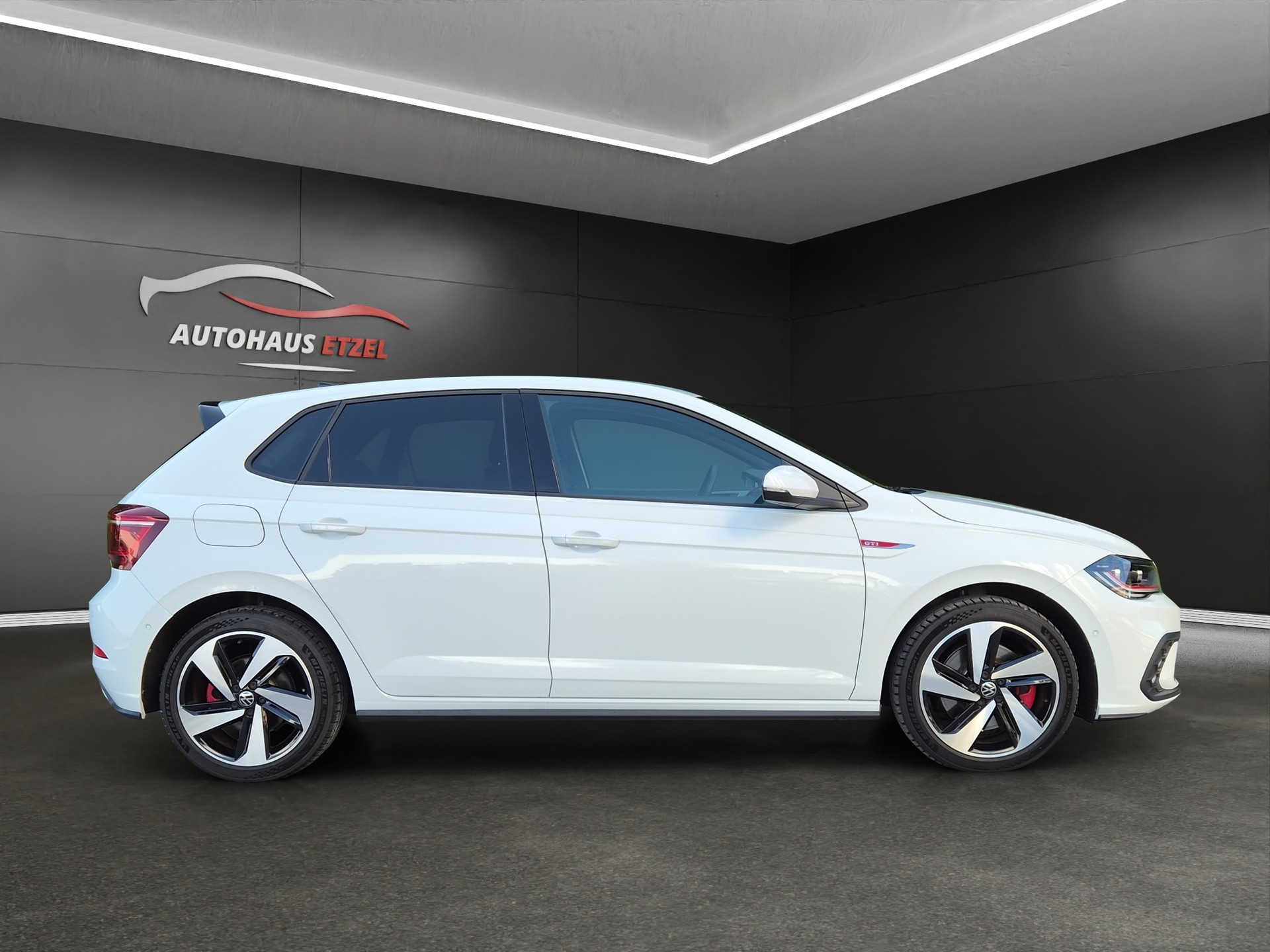 VW Polo 2.0 TSI GTI DSG-image-3