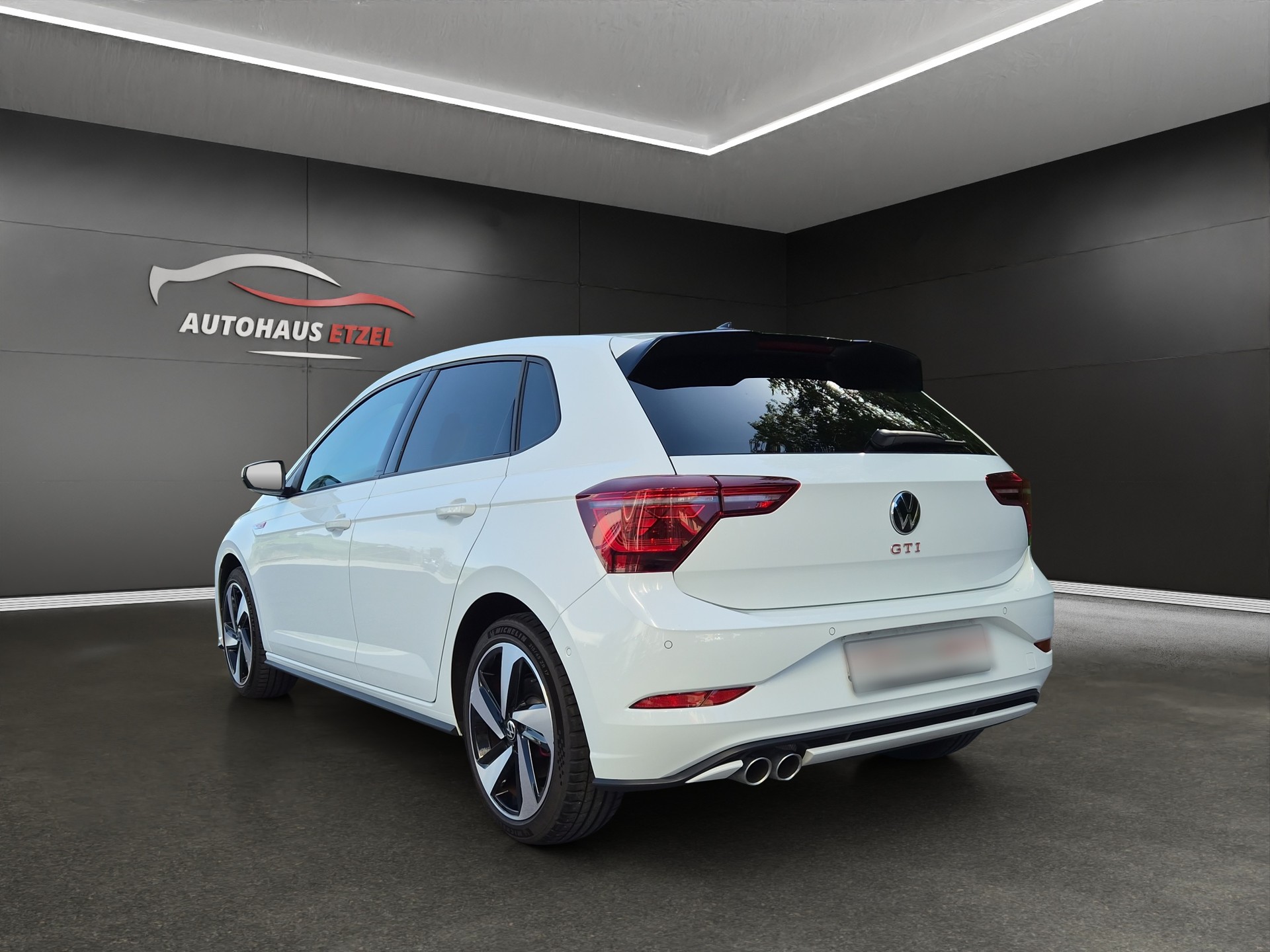 VW Polo 2.0 TSI GTI DSG-image-4