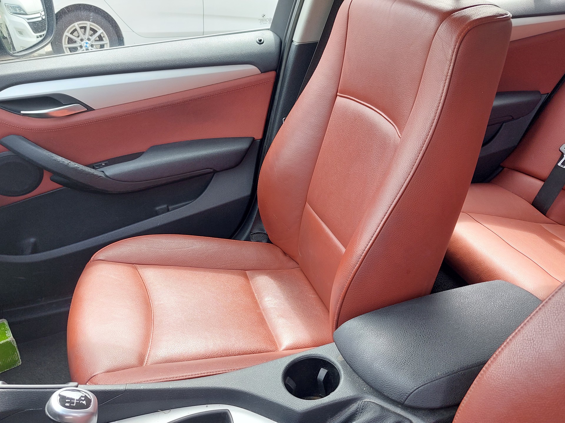 BMW X1 xDrive 20d-image-5