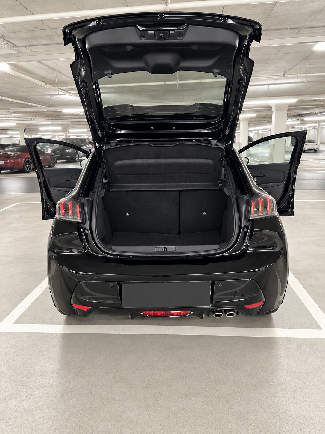 PEUGEOT 1.2 PureTech 130 GT Pack-image-3