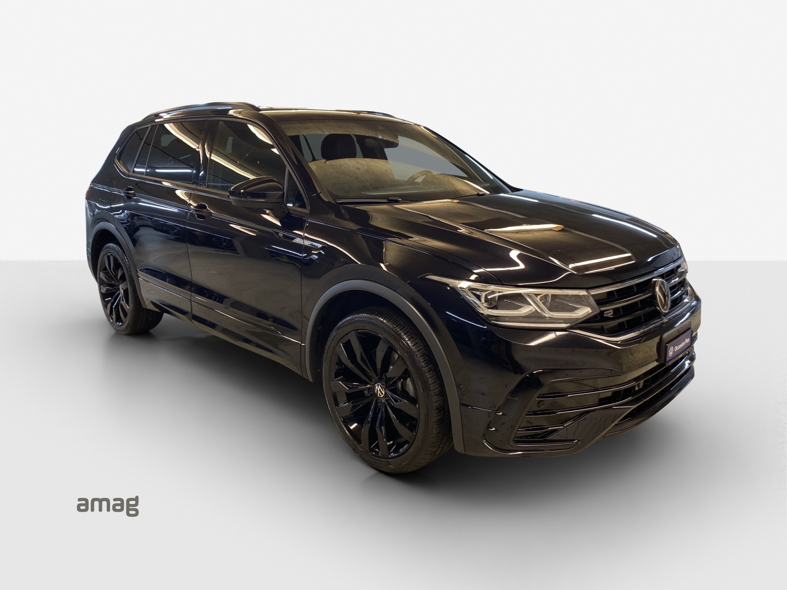 VW Tiguan Allspace 2.0TSI R-Line 4Motion DSG-image-5