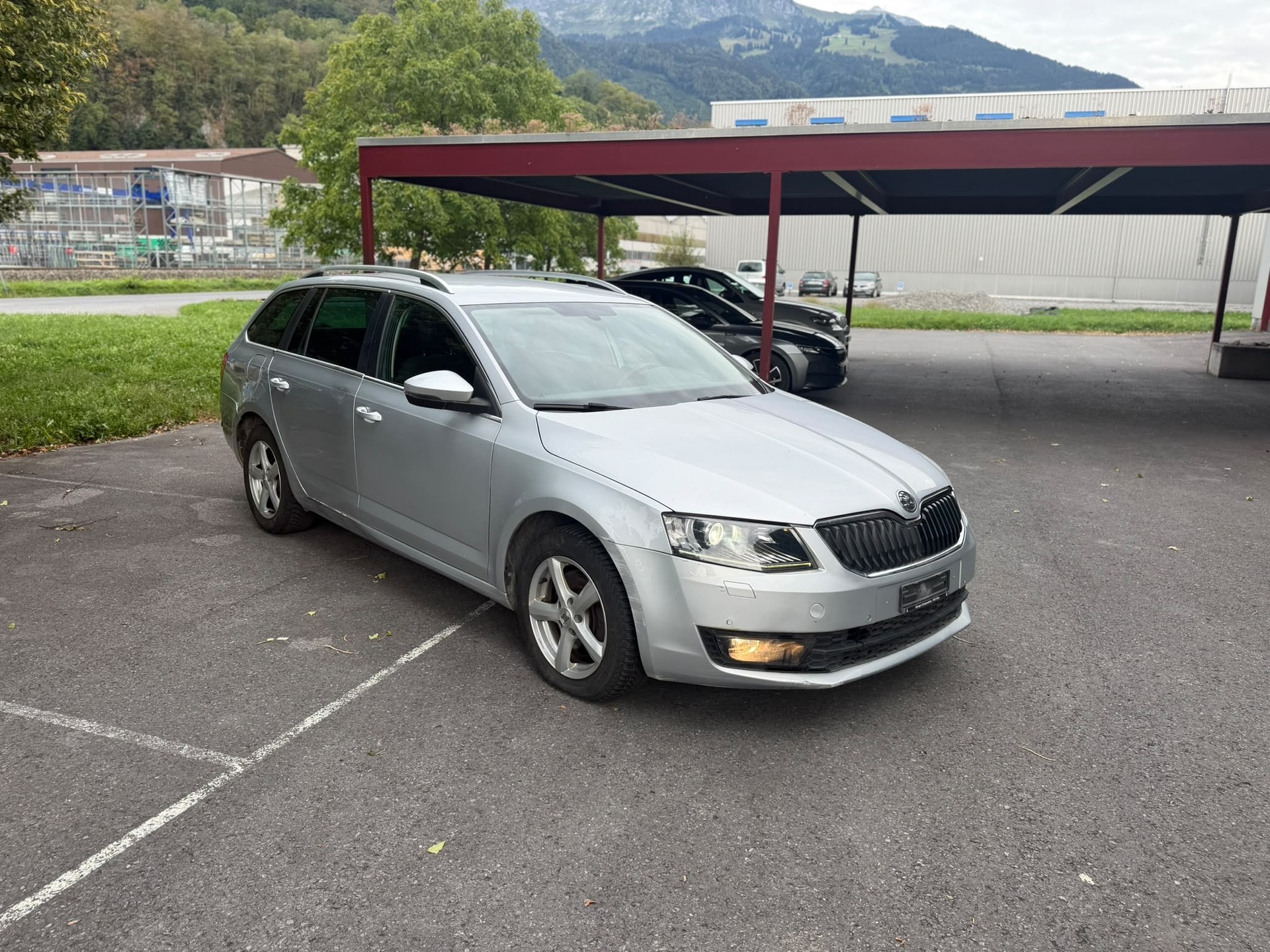 SKODA Octavia Combi 1.8 TSI Ambition 4x4 DSG-image-2
