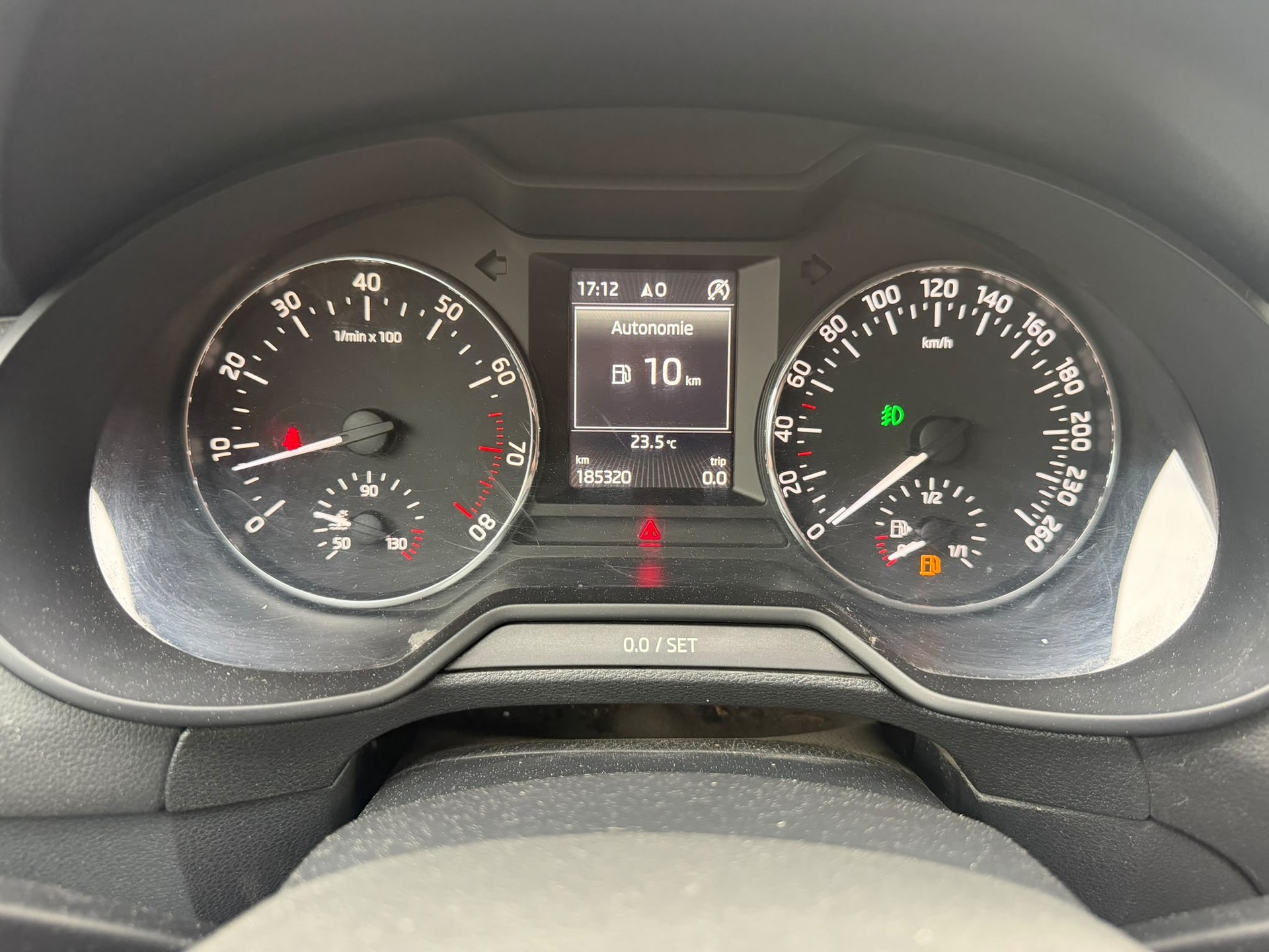 SKODA Octavia Combi 1.8 TSI Ambition 4x4 DSG-image-6