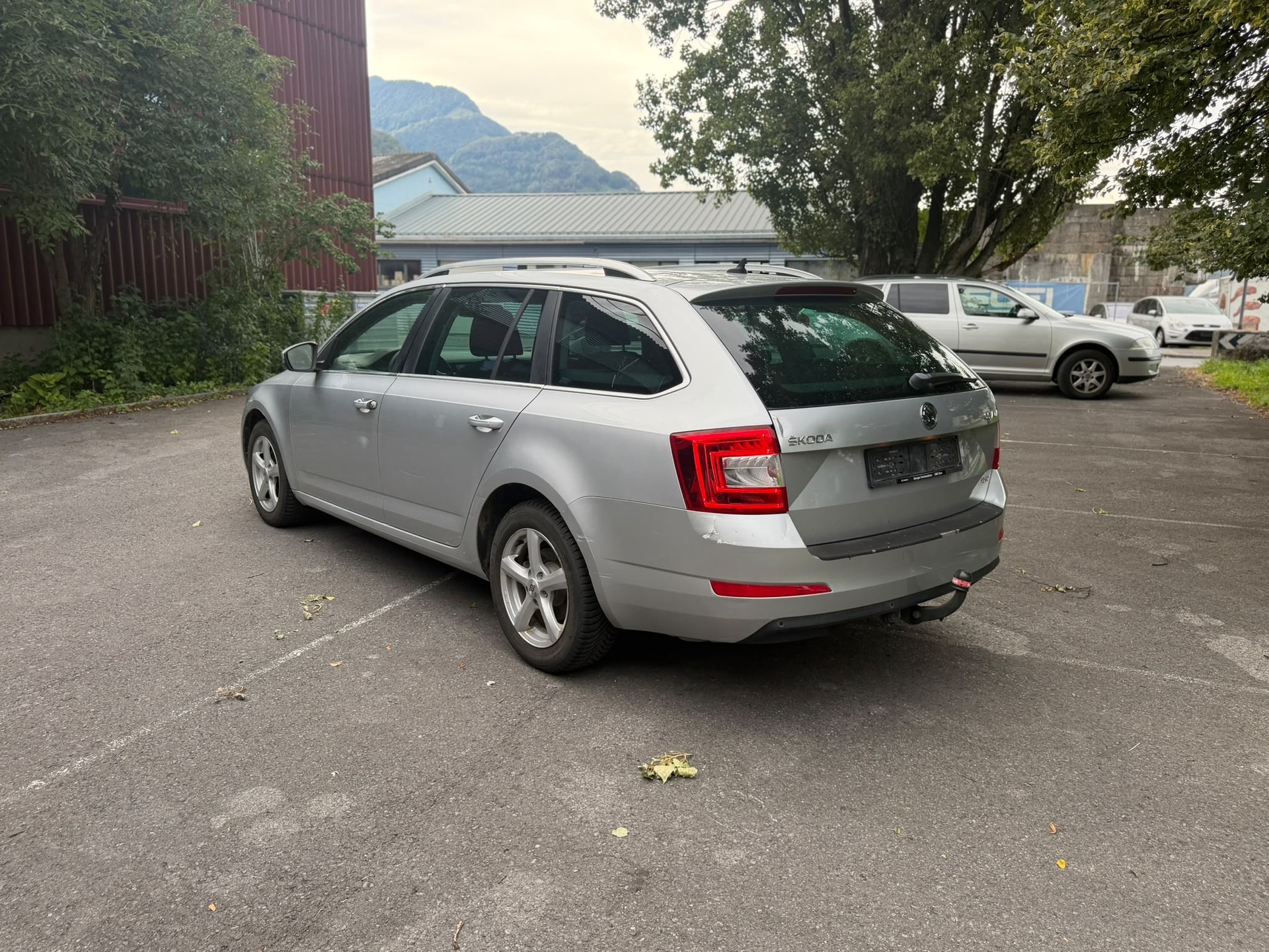 SKODA Octavia Combi 1.8 TSI Ambition 4x4 DSG-image-3