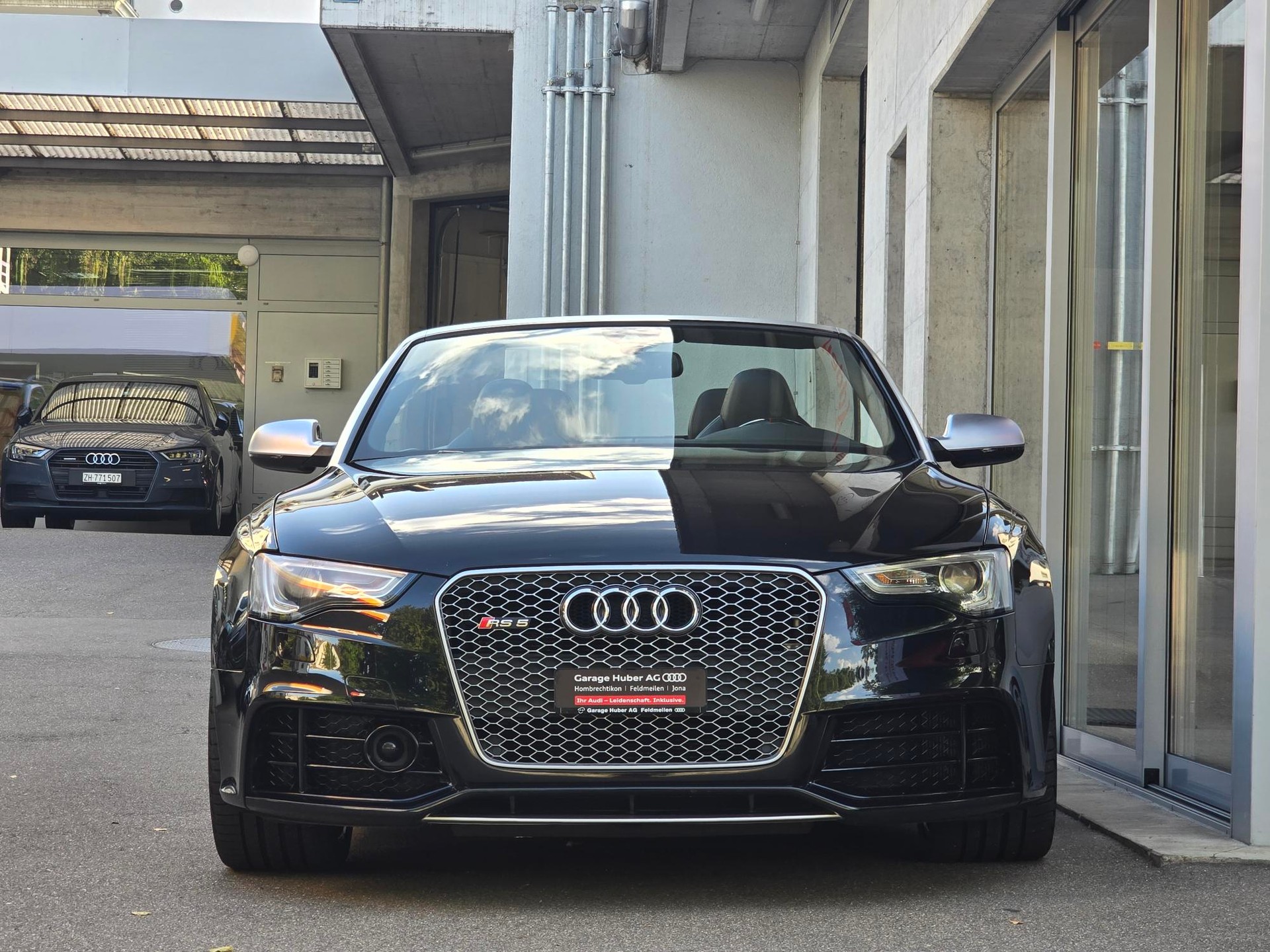 AUDI RS5 Cabrio 4.2 FSI quattro S-tronic-image-3