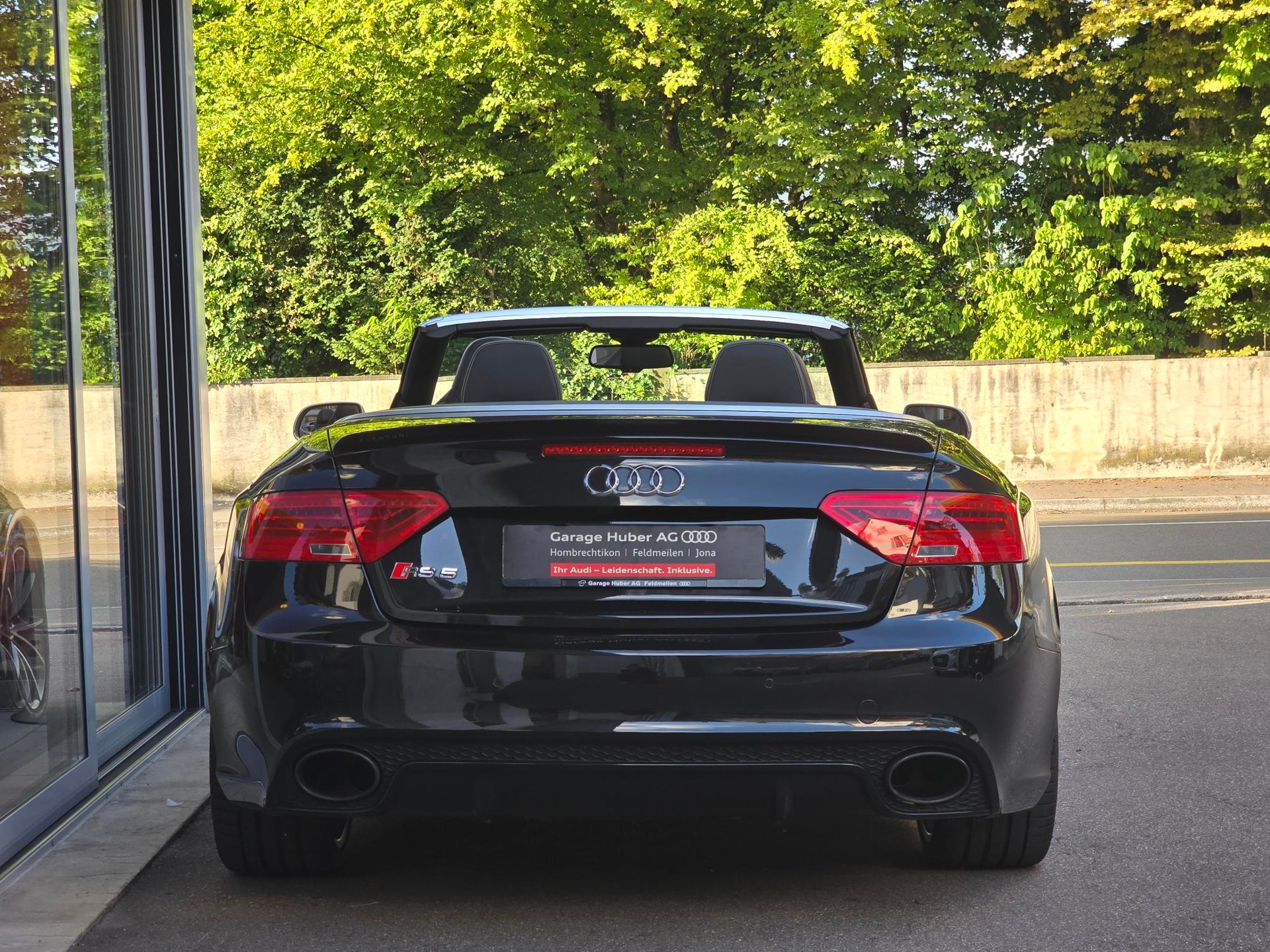 AUDI RS5 Cabrio 4.2 FSI quattro S-tronic-image-4