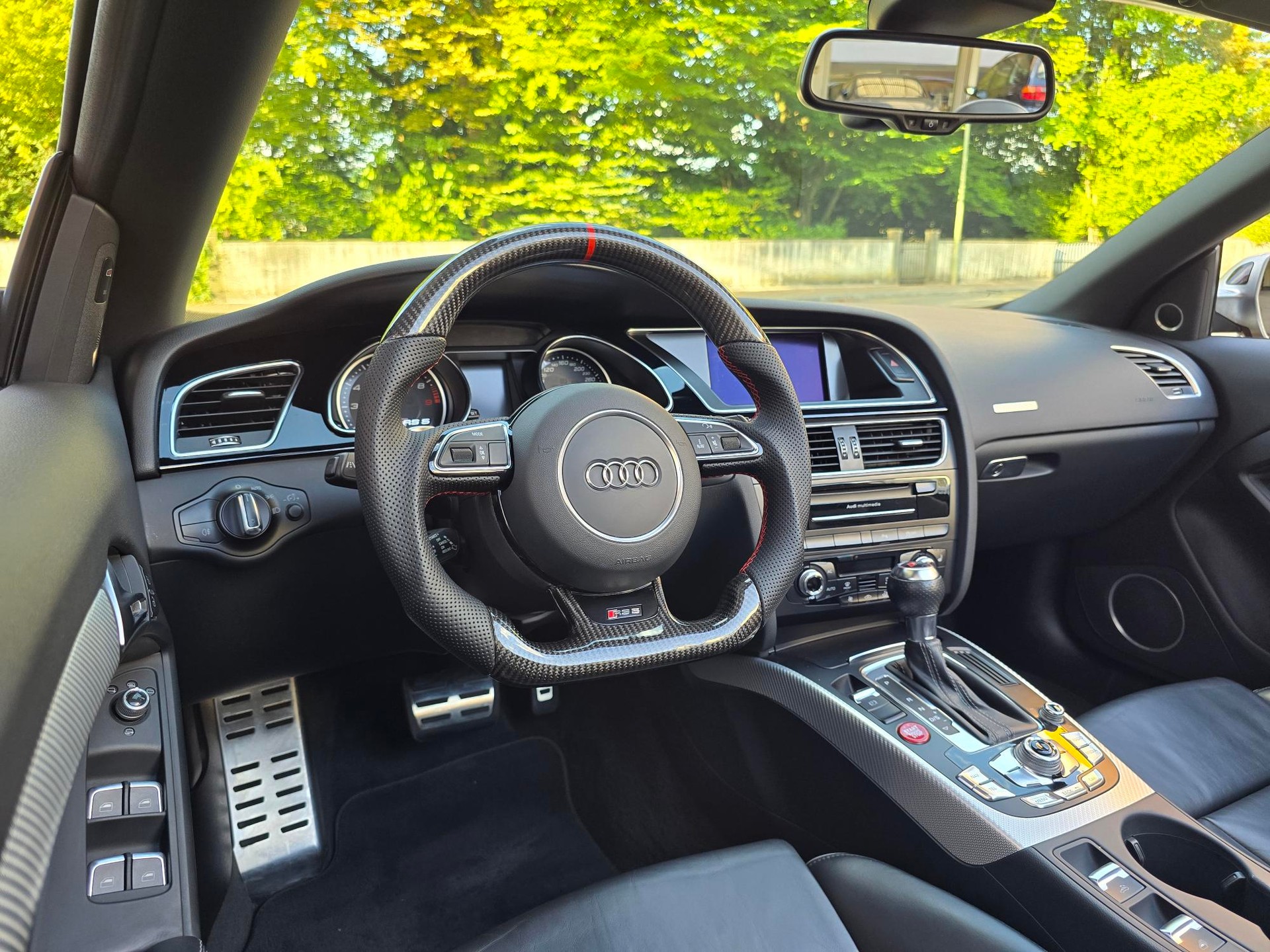 AUDI RS5 Cabrio 4.2 FSI quattro S-tronic-image-6