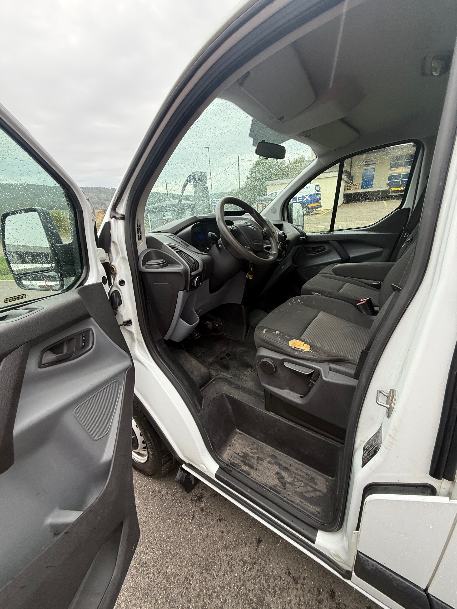 FORD Transit Custom Van 290 L2H1 Trend lange Version-image-9