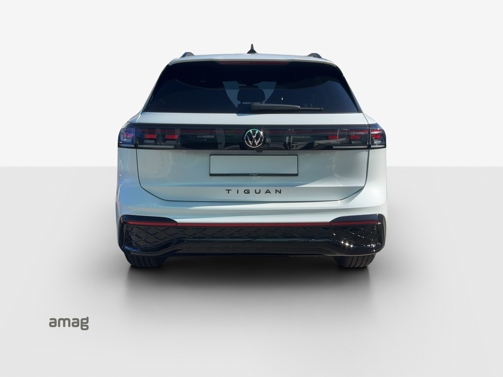 VW Tiguan 2.0 TSI DSG R-Line 4Motion-showroom-element-3