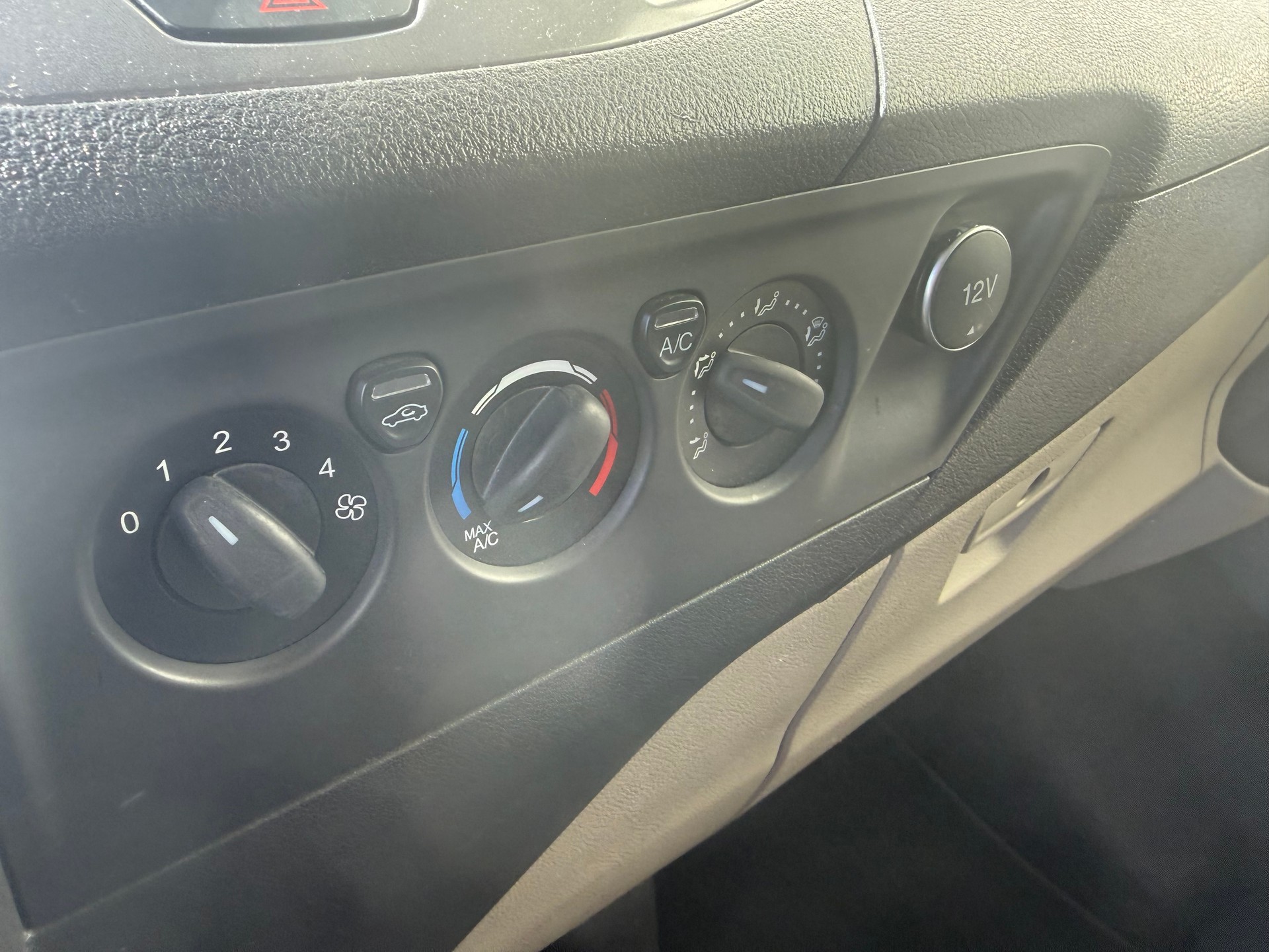 FORD Tourneo Custom 310 L2H1 Trend-image-7