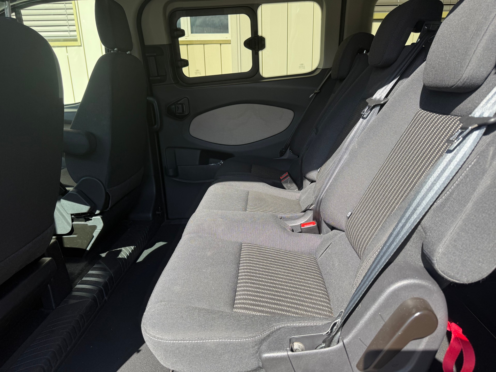 FORD Tourneo Custom 310 L2H1 Trend-image-4