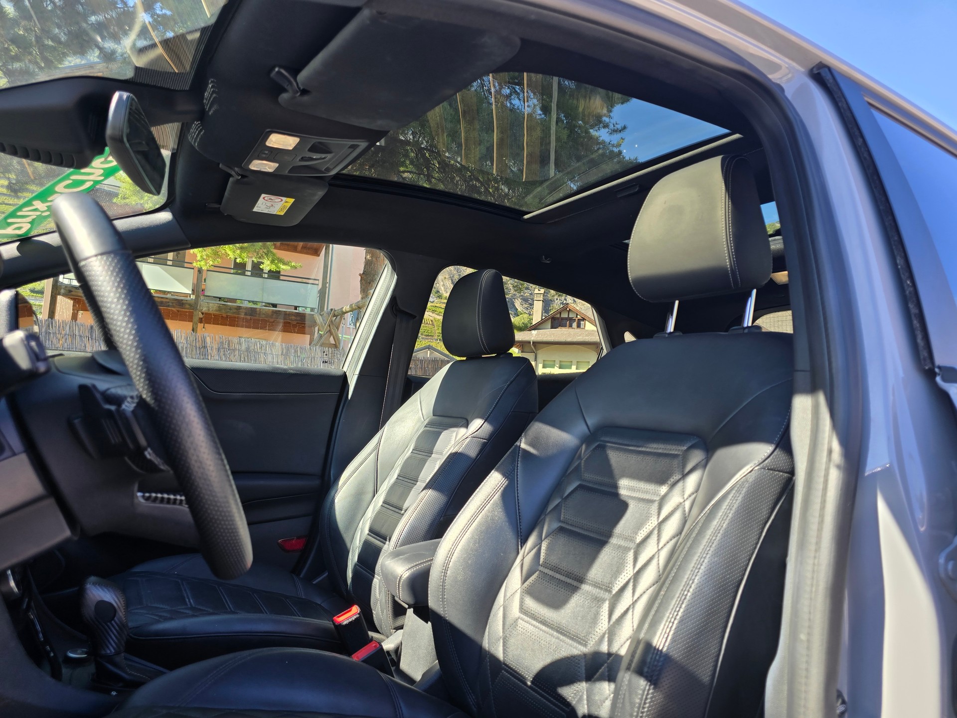 FORD Puma 1.0 MHEV ST-Line Vignale X Automat-image-10