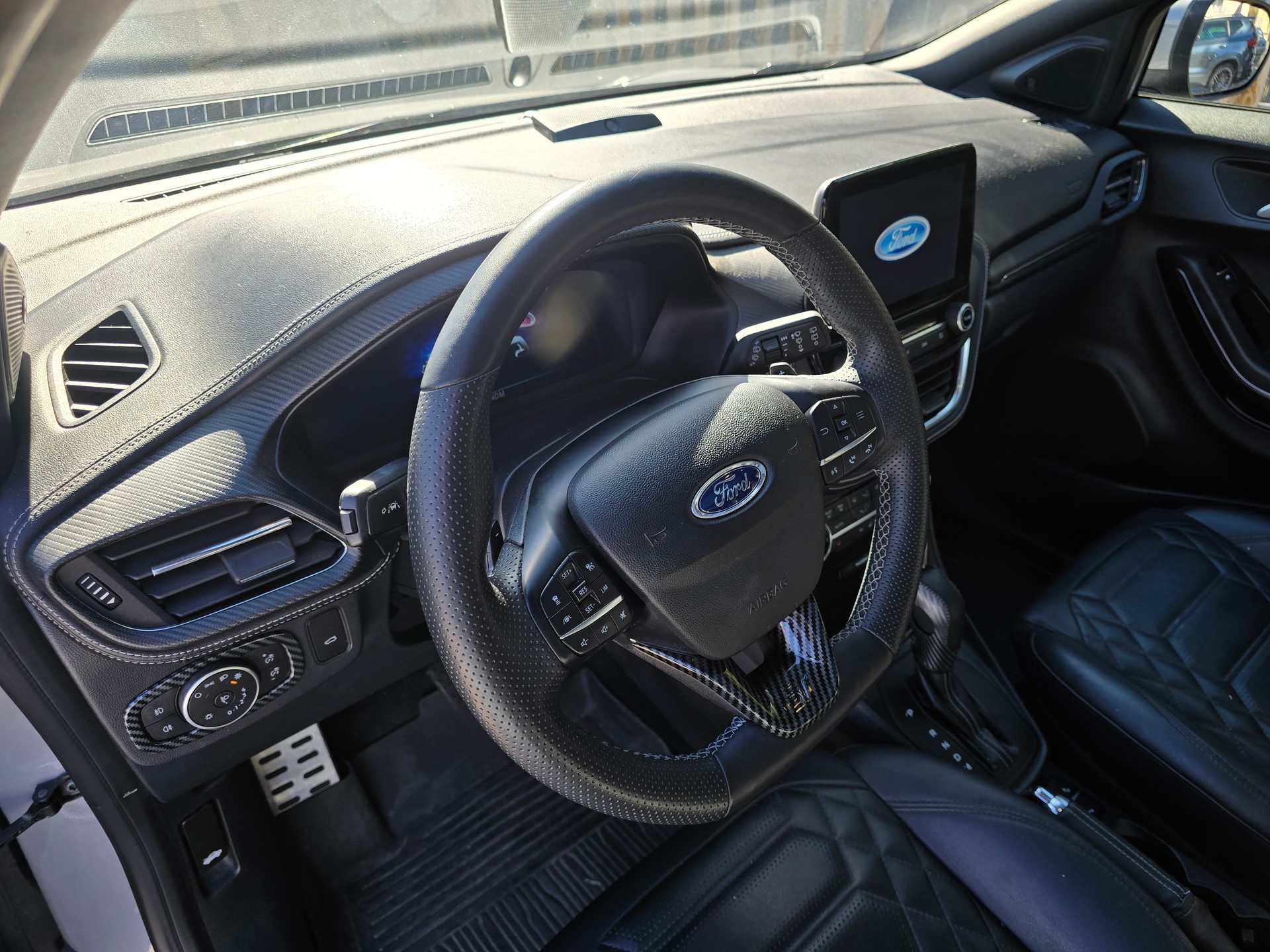 FORD Puma 1.0 MHEV ST-Line Vignale X Automat-image-11