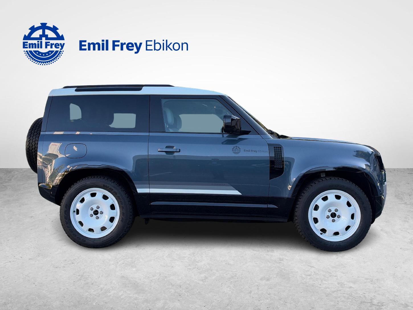 LAND ROVER Defender 90 3.0 D I6 250 X-Dynamic SE-image-5